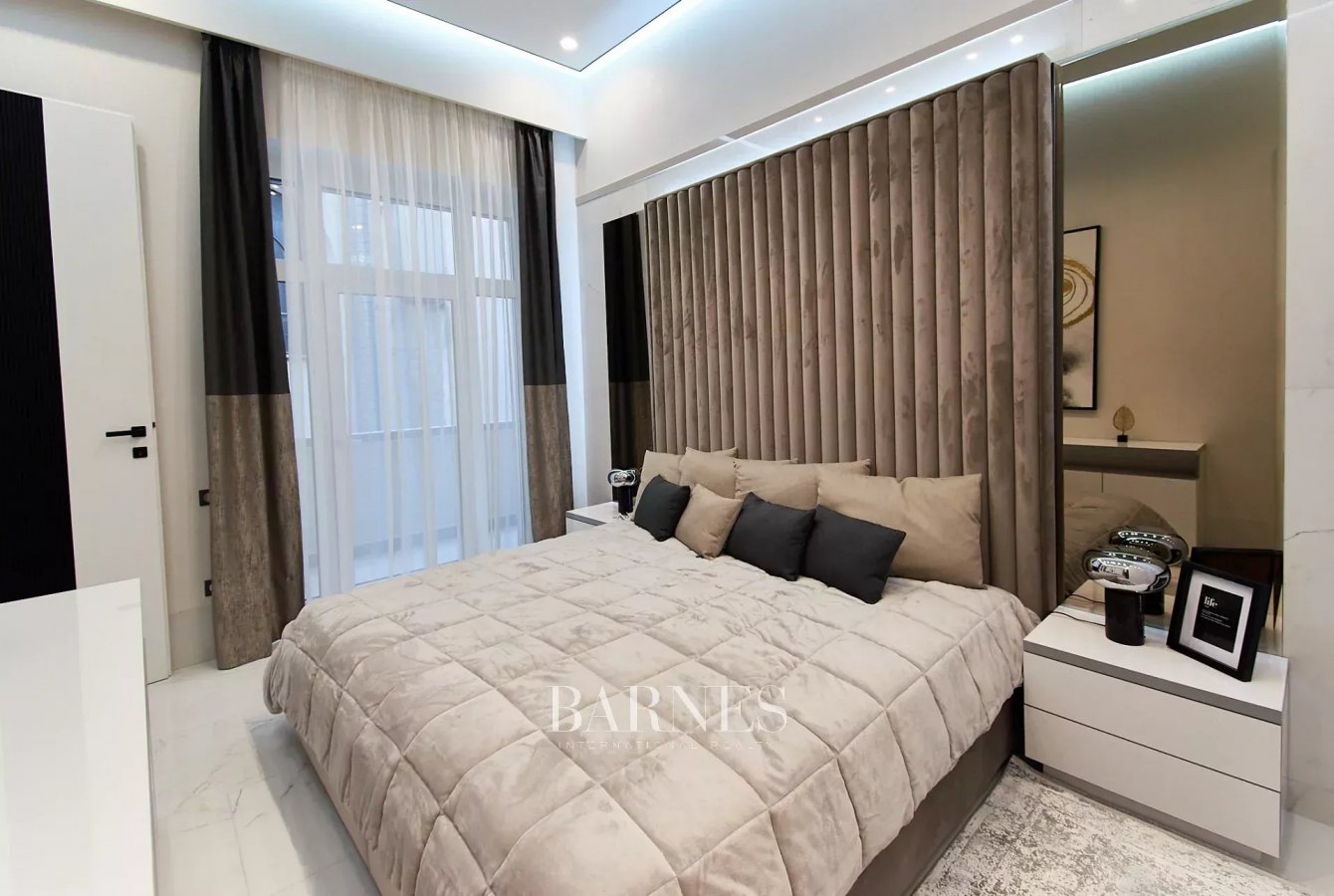 3 Bedroom, furnished luxury apartment in the heart of the City - picture 10