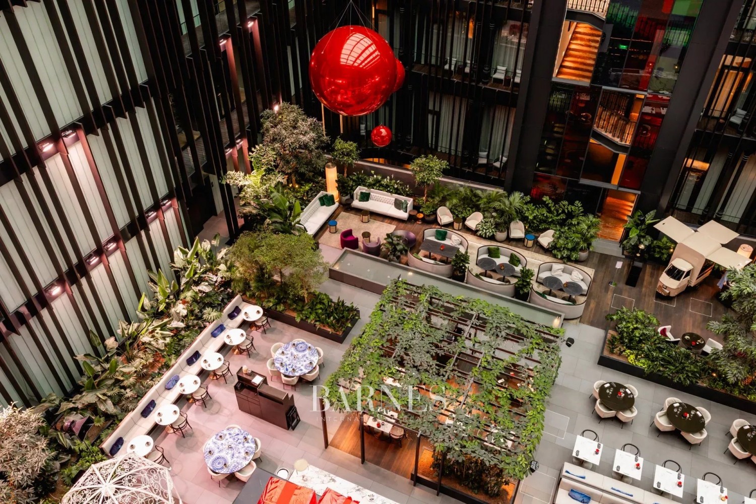 Dorottya Residences – where historic elegance meets modern luxury - picture 8