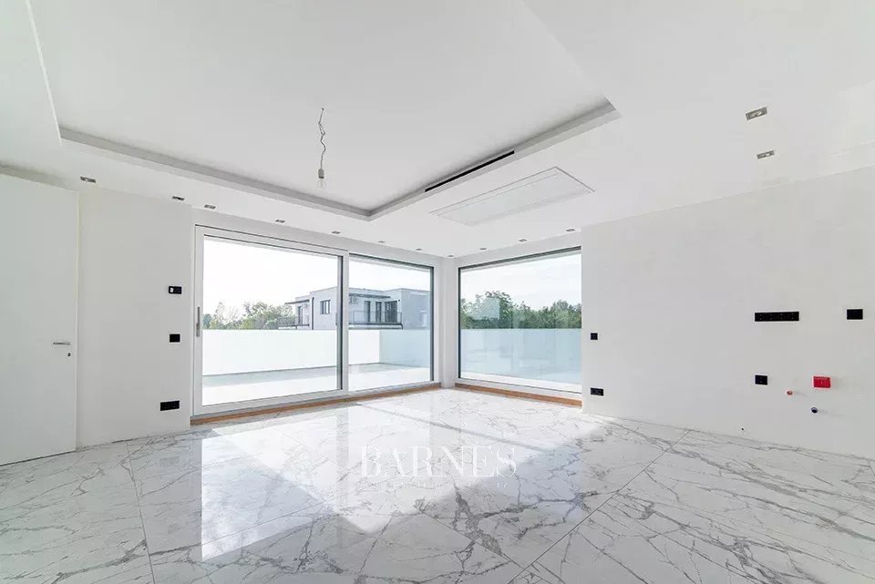 Eladó újépítésű lakások Budán, medencével, szaunával - picture 8