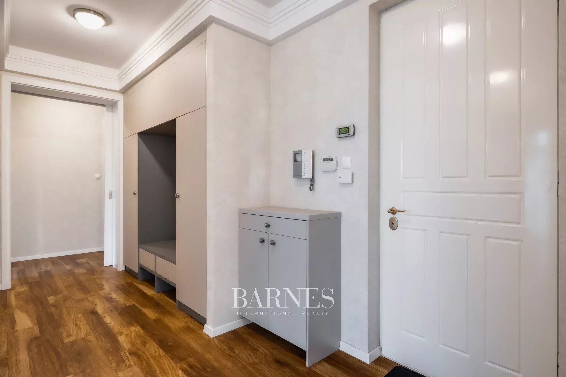 Kiadó: Panorámás, 3 hálószobás villalakás a Gellérthegy egyik csendes utcájában - picture 25