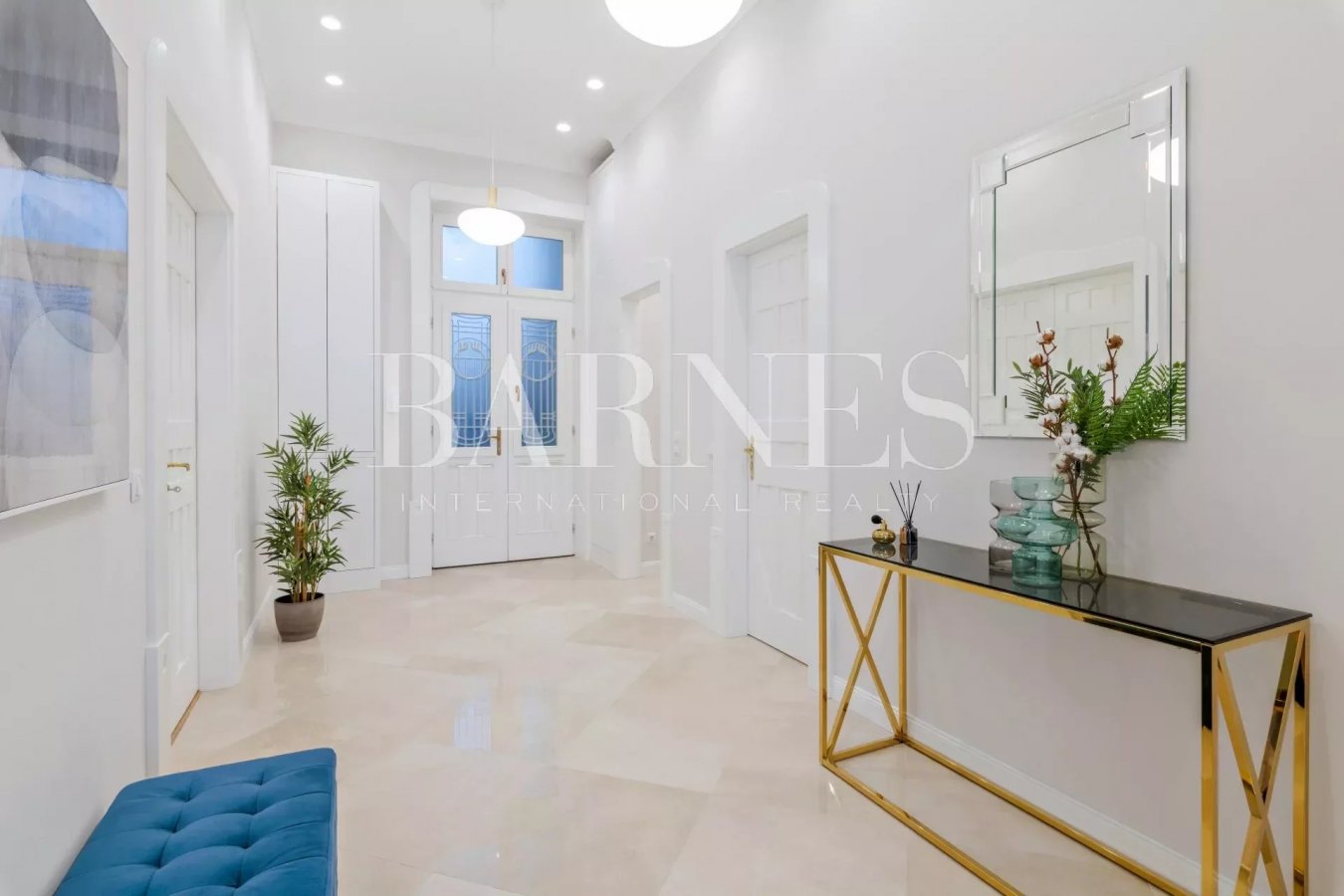 3 hálós nagypolgári elegancia Budán a Margit hídnál - picture 11