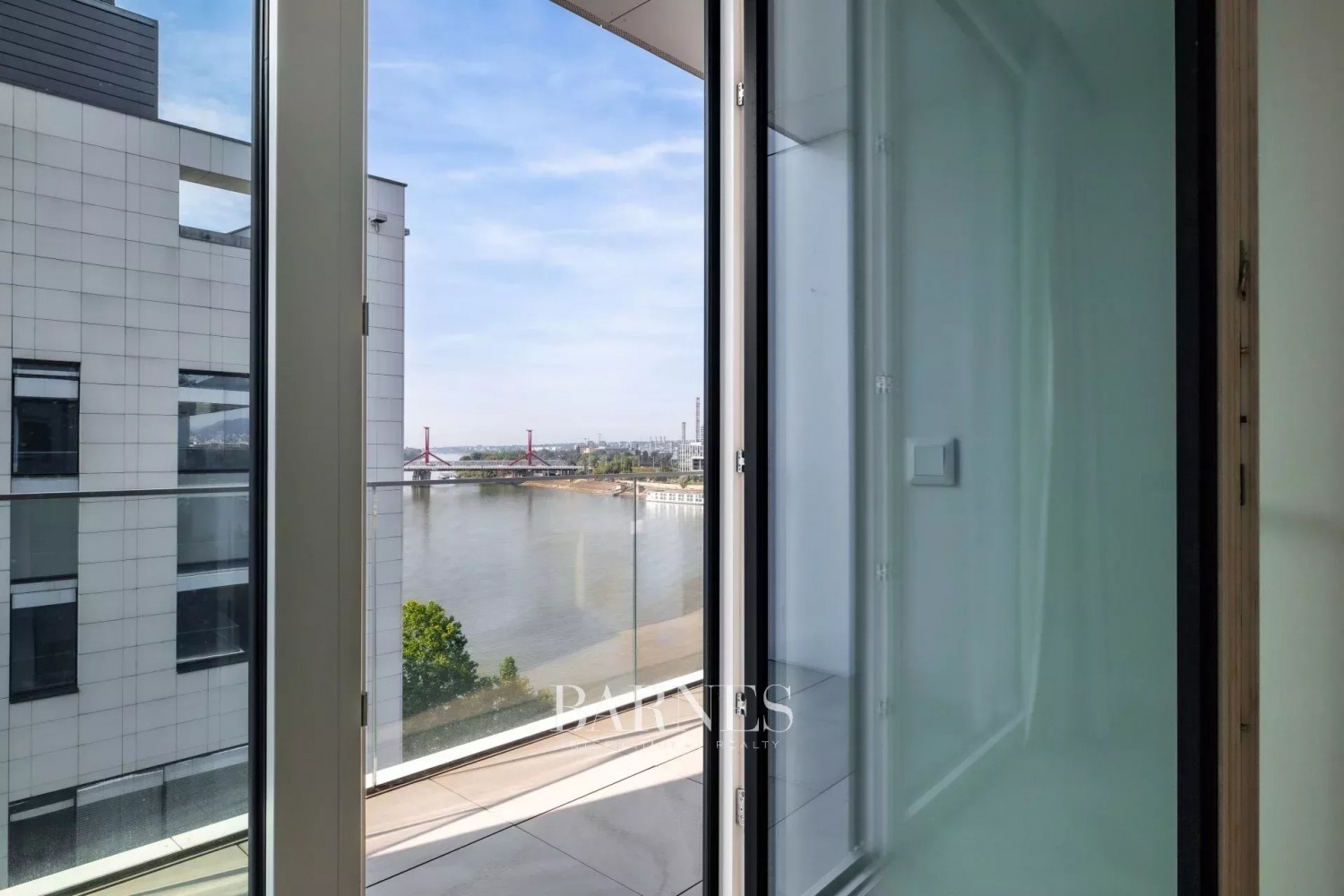 Infinity Residence: eladó 3 hálós luxus, dunai panorámás apartman pazar terasszal a város felett - picture 4