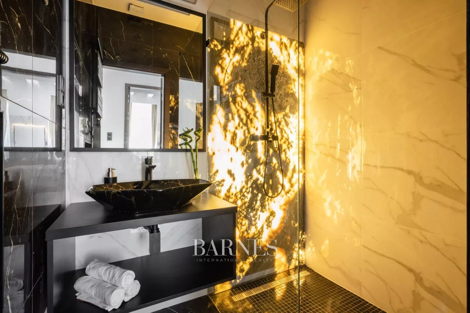 Eladó egy 3 hálós belvárosi lakás vagy egy dupla apartman befektetési lehetőség - picture 7