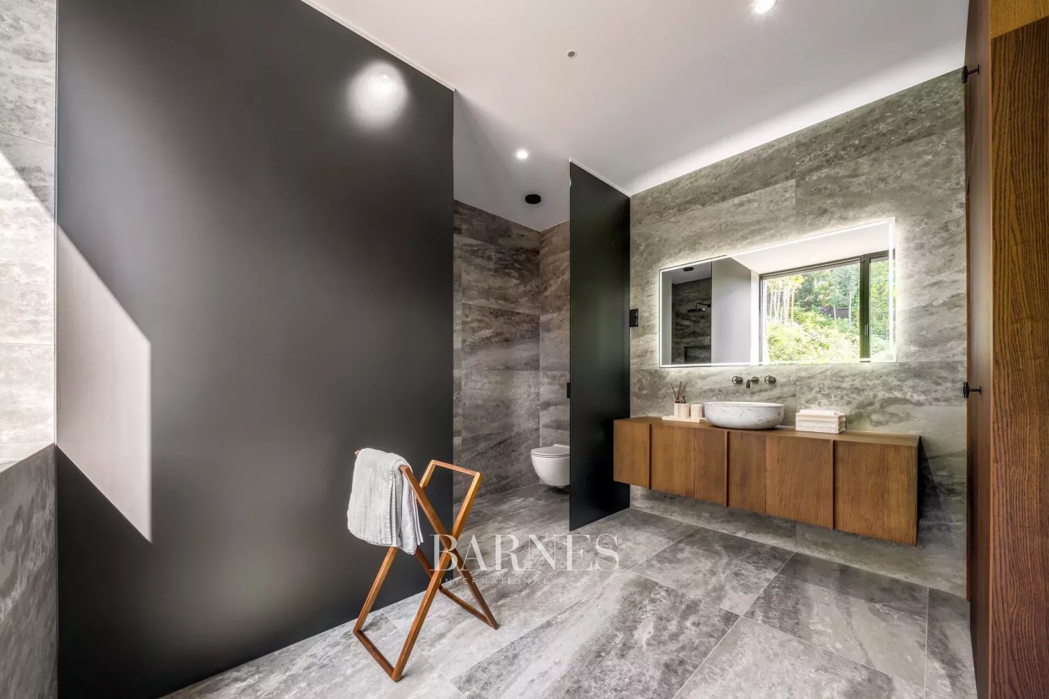 Eladó Luxusvilla Budapest XII. Kerületében - picture 29