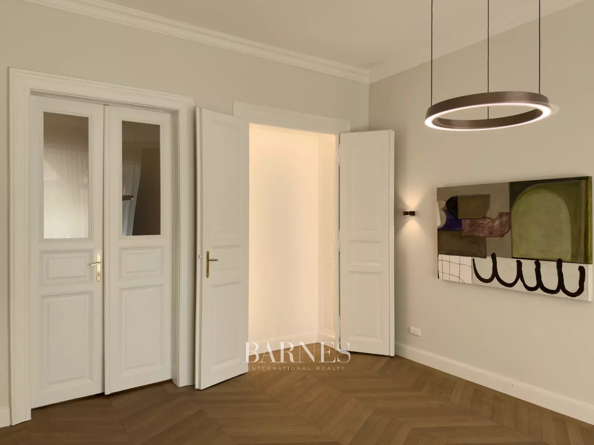 Prestigious apartment for rent near Andrássy Avenue and St. Stephen’s Basilica - picture 9