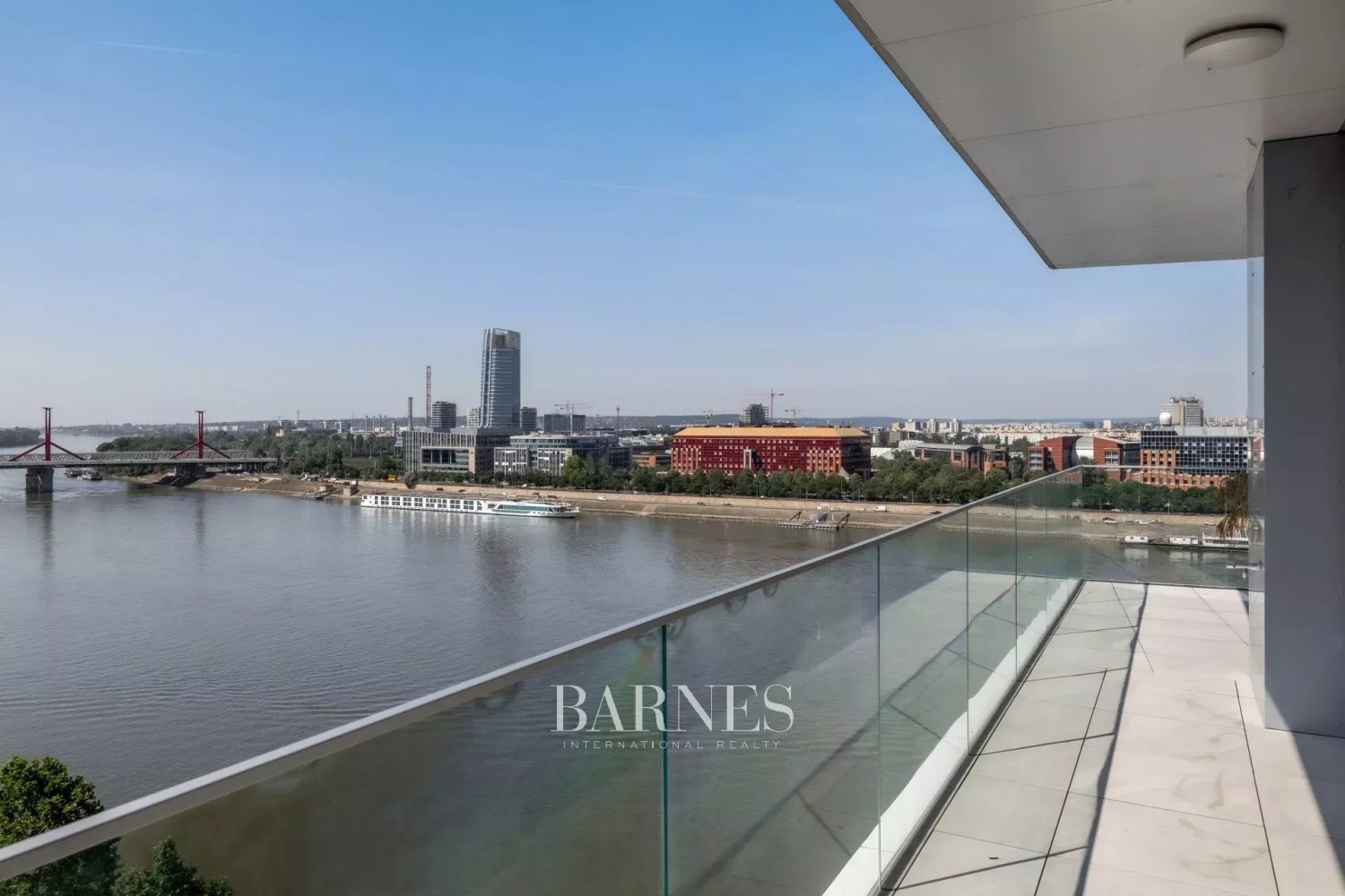 Infinity Residence: eladó 3 hálós luxus, dunai panorámás apartman pazar terasszal a város felett - picture 11