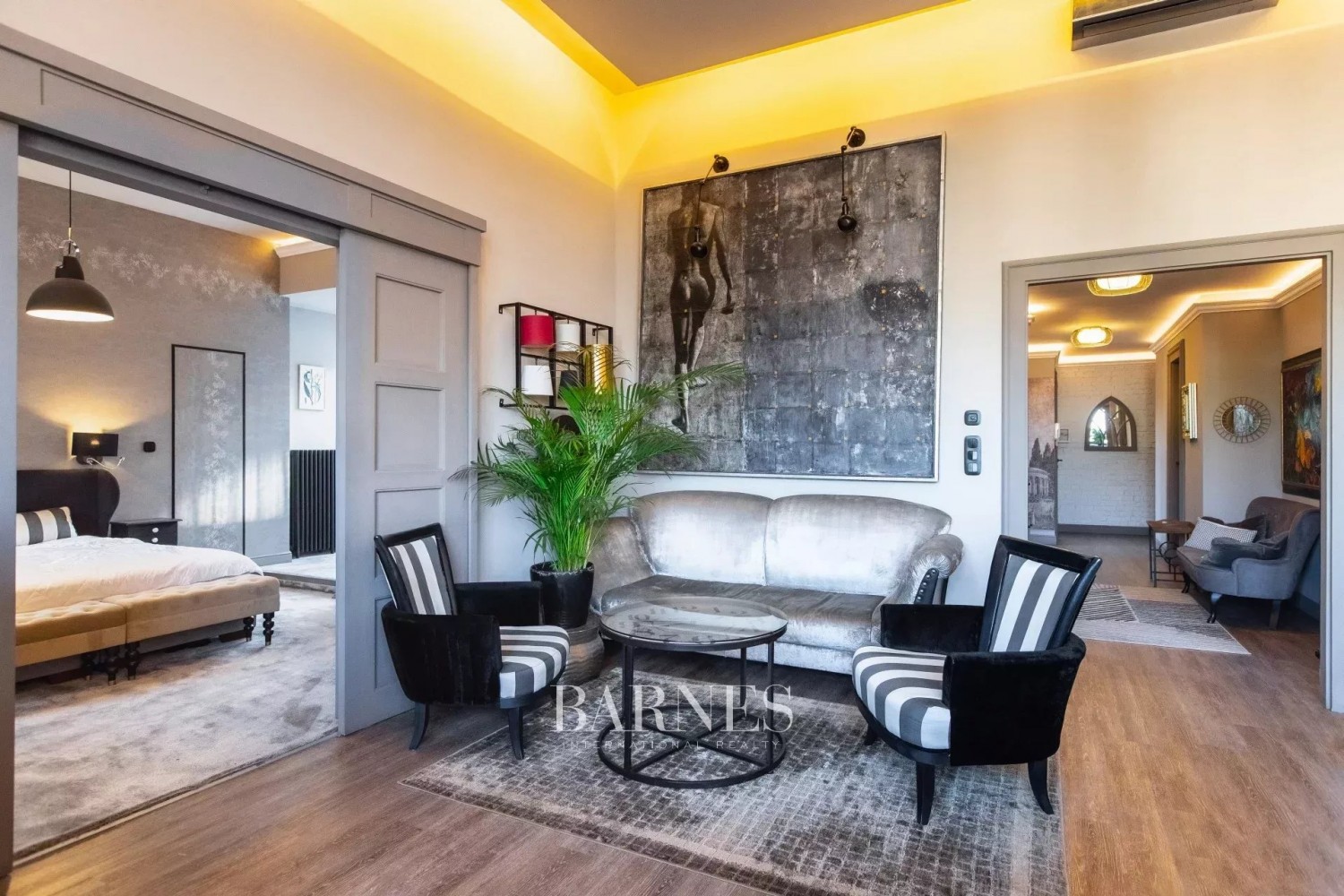 Bútorozott luxuslakás, Bauhaus Villában - picture 2