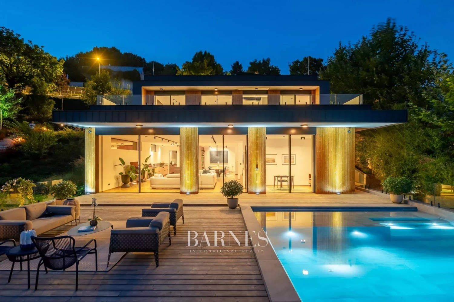 Eladó Luxusvilla Budapest XII. Kerületében - picture 39