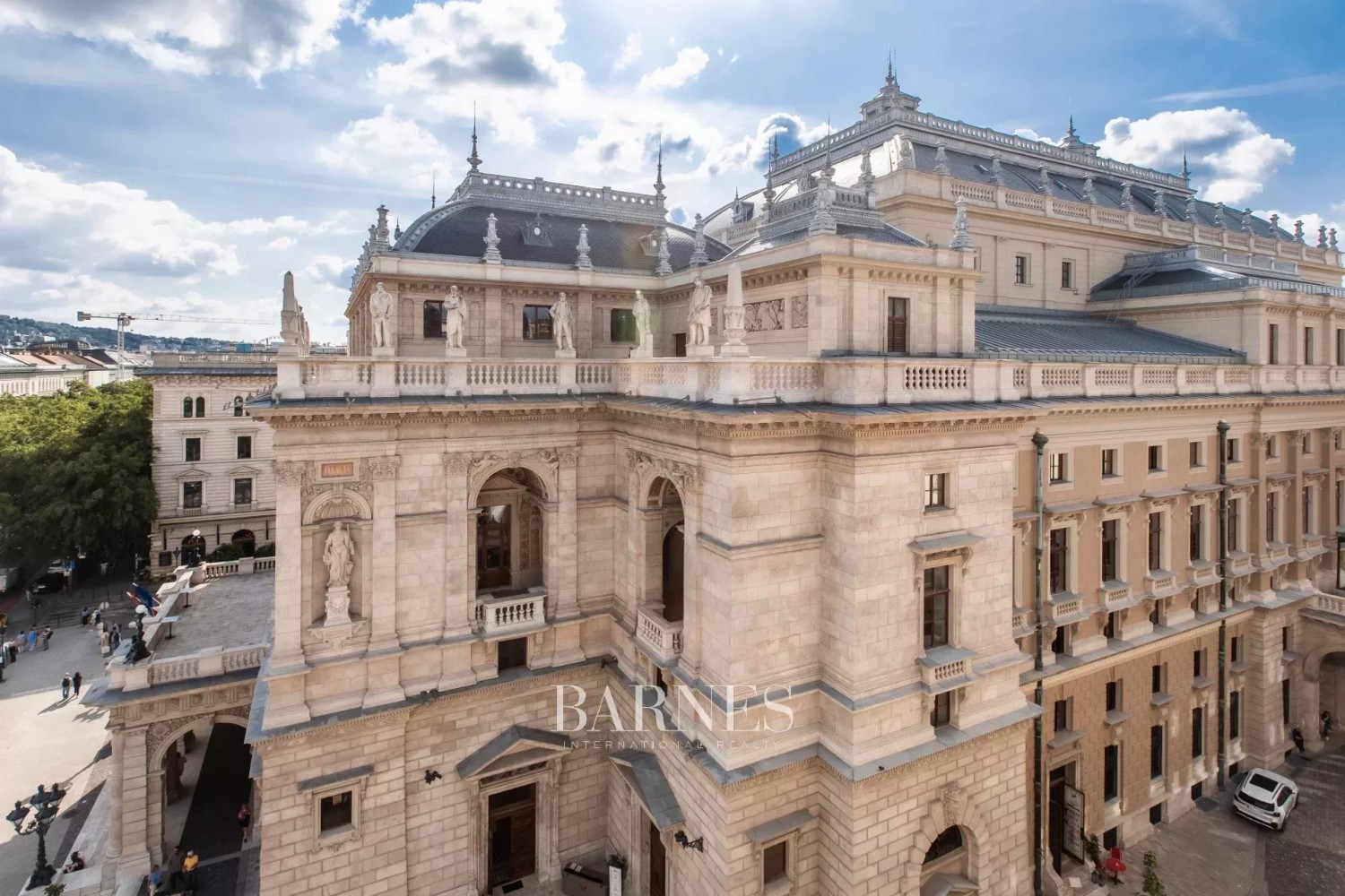 Panorámás luxus penthouse az Operaház és a Balettintézet szomszédságában - picture 32