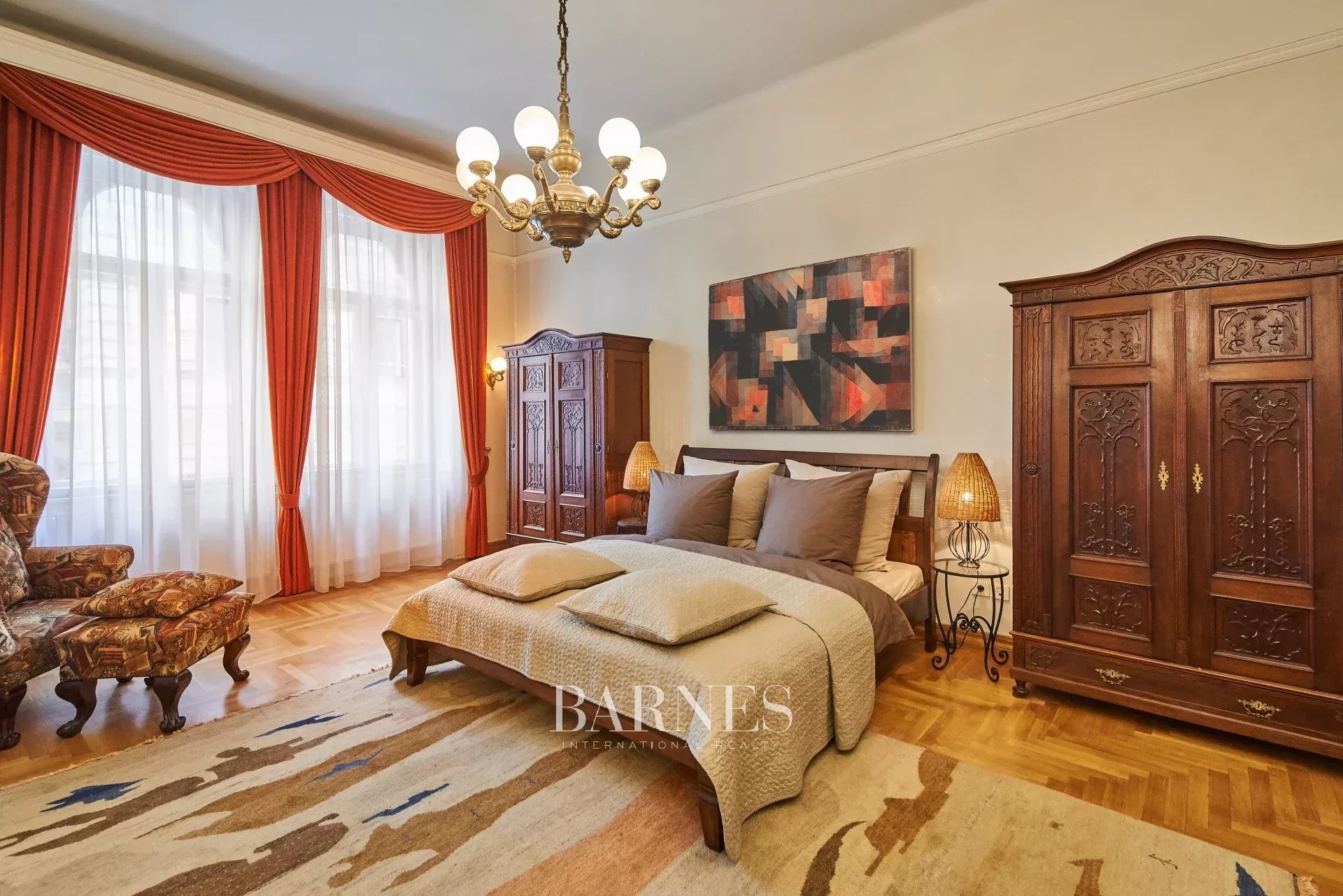 Elegáns nagypolgári lakás kiadó  az Andrássy út és a Bazilika szomszédságában - picture 8