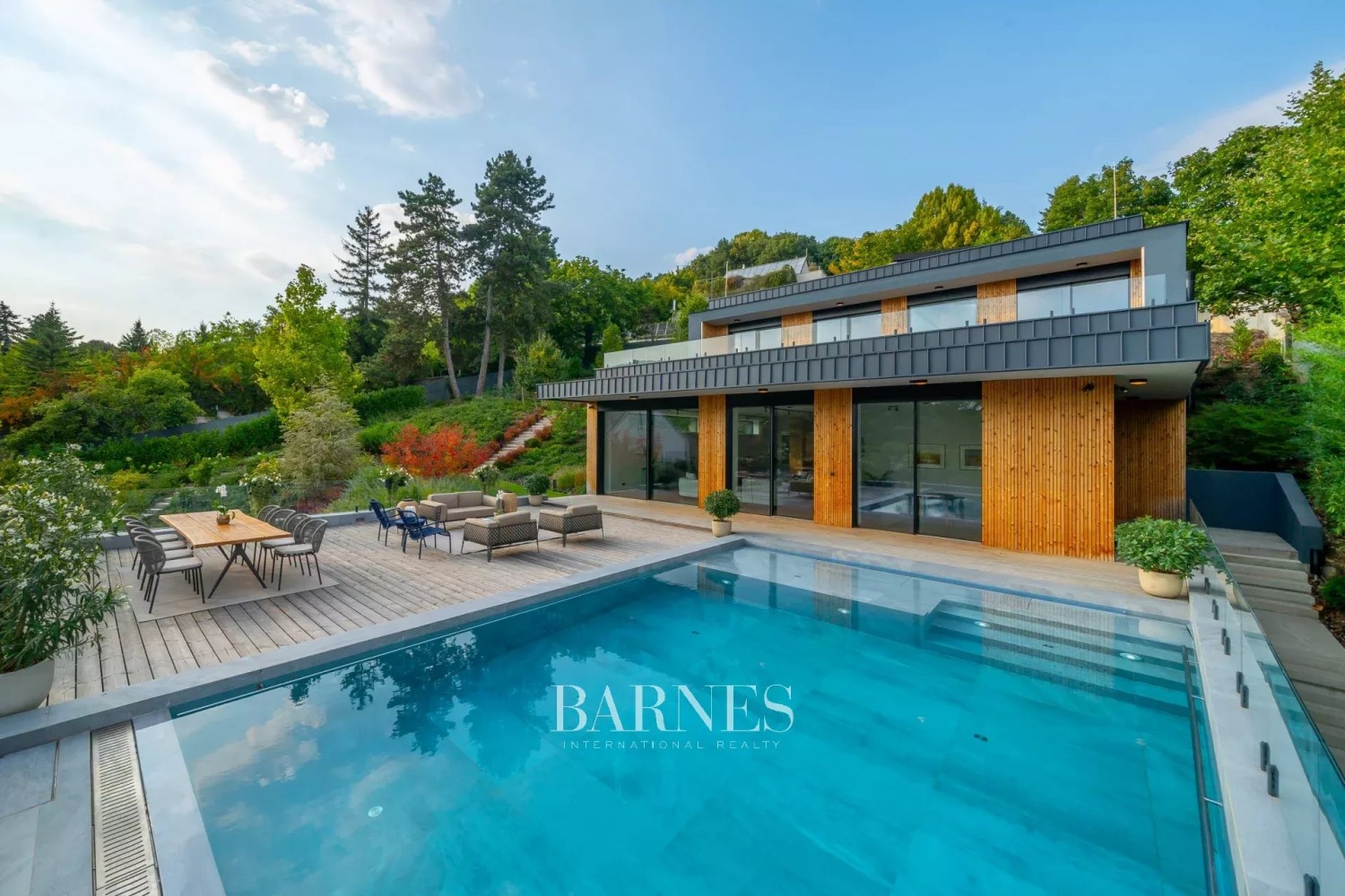 Eladó Luxusvilla Budapest XII. Kerületében - picture 2