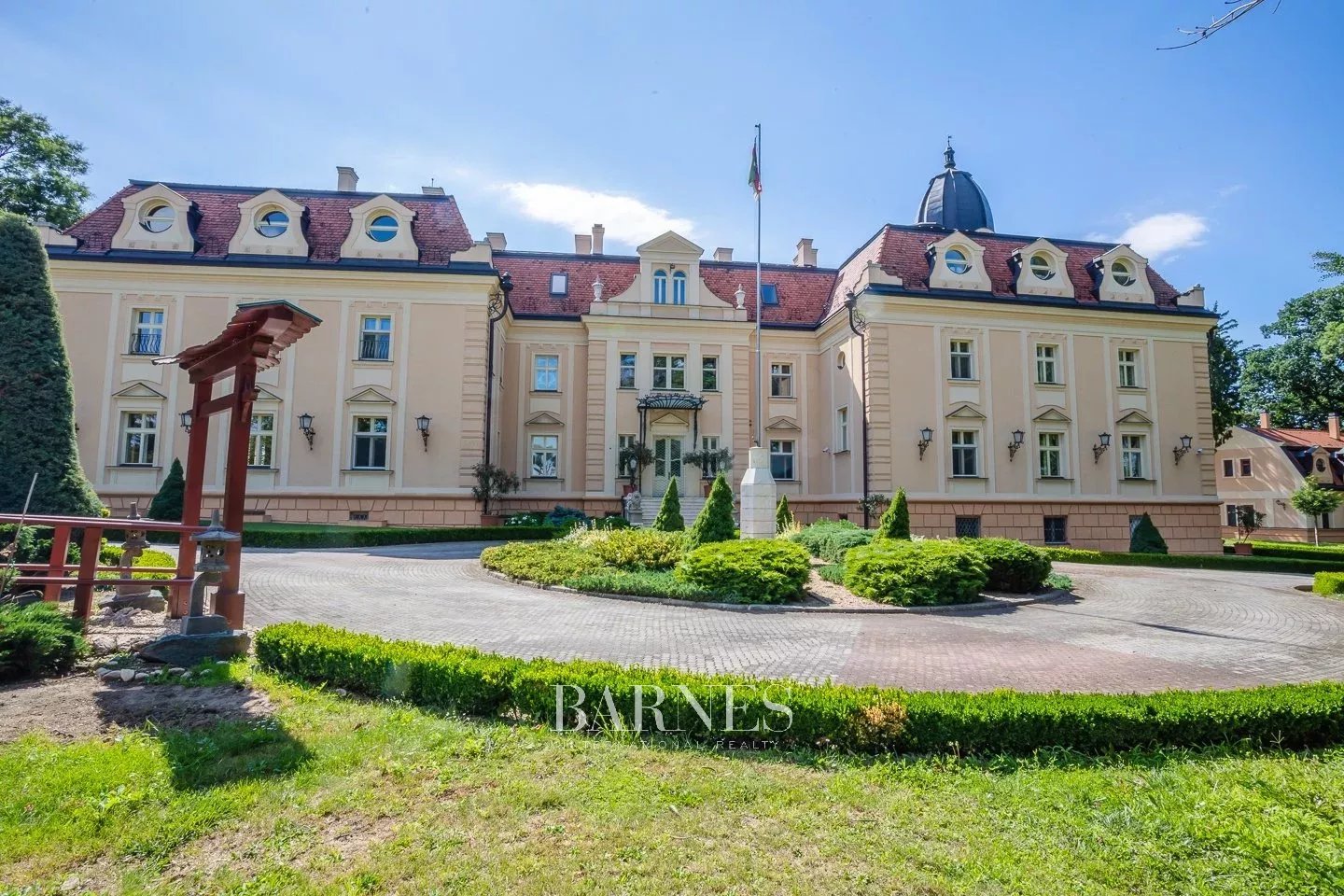 Unique historic mansion for sale – a rebirth of 1898 aristocratic elegance - picture 4