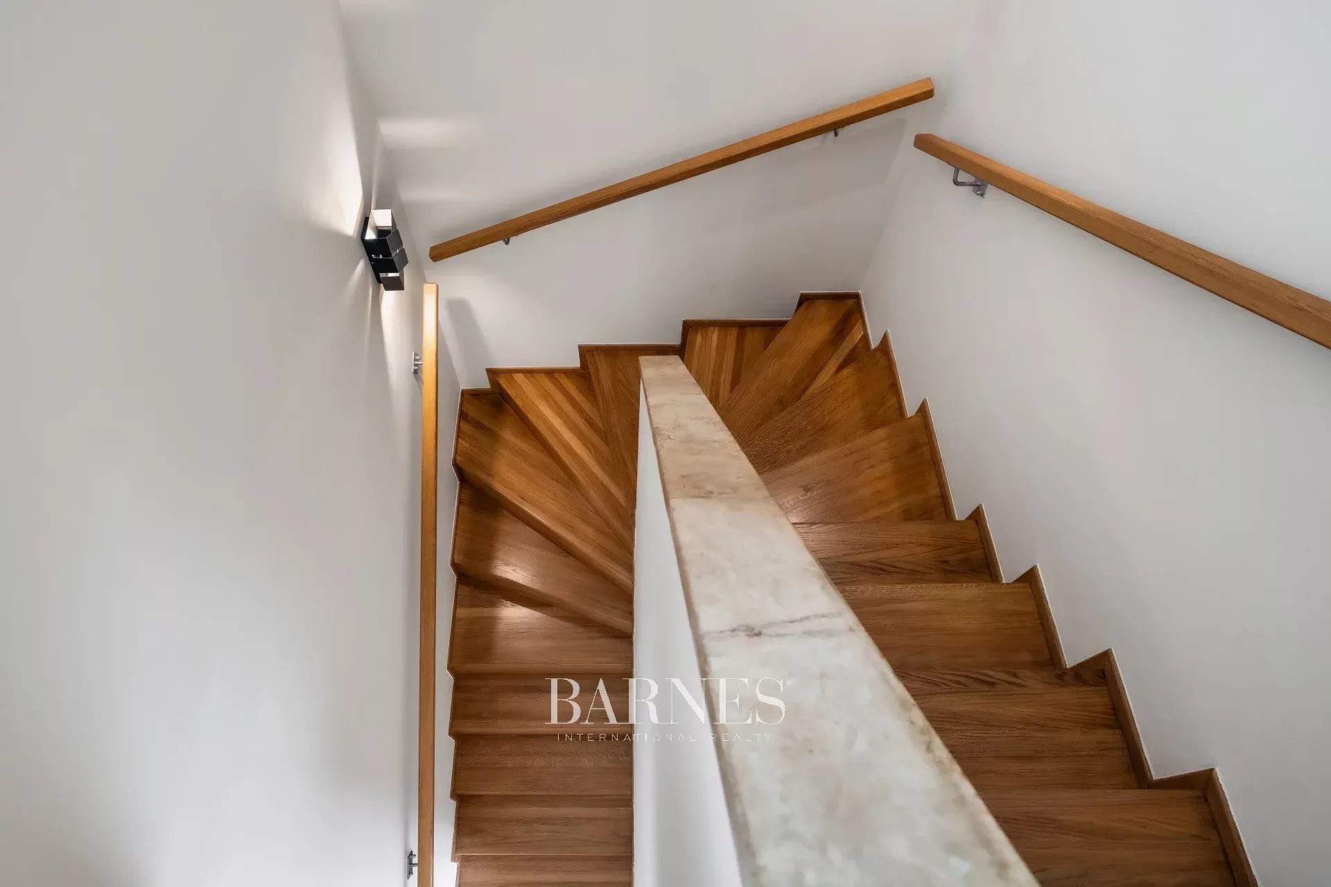 Duplex penthouse with a large terrace for sale on Kazinczy Street - picture 24