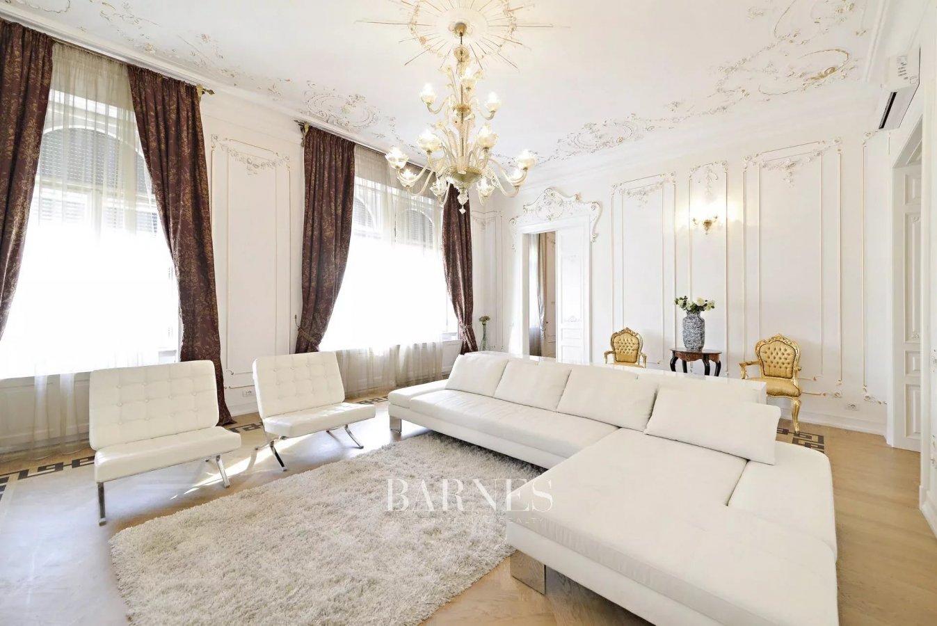 We are offering for sale the apartment of the famous Podmaniczky Frigyes in the Podmaniczky street! - picture 2