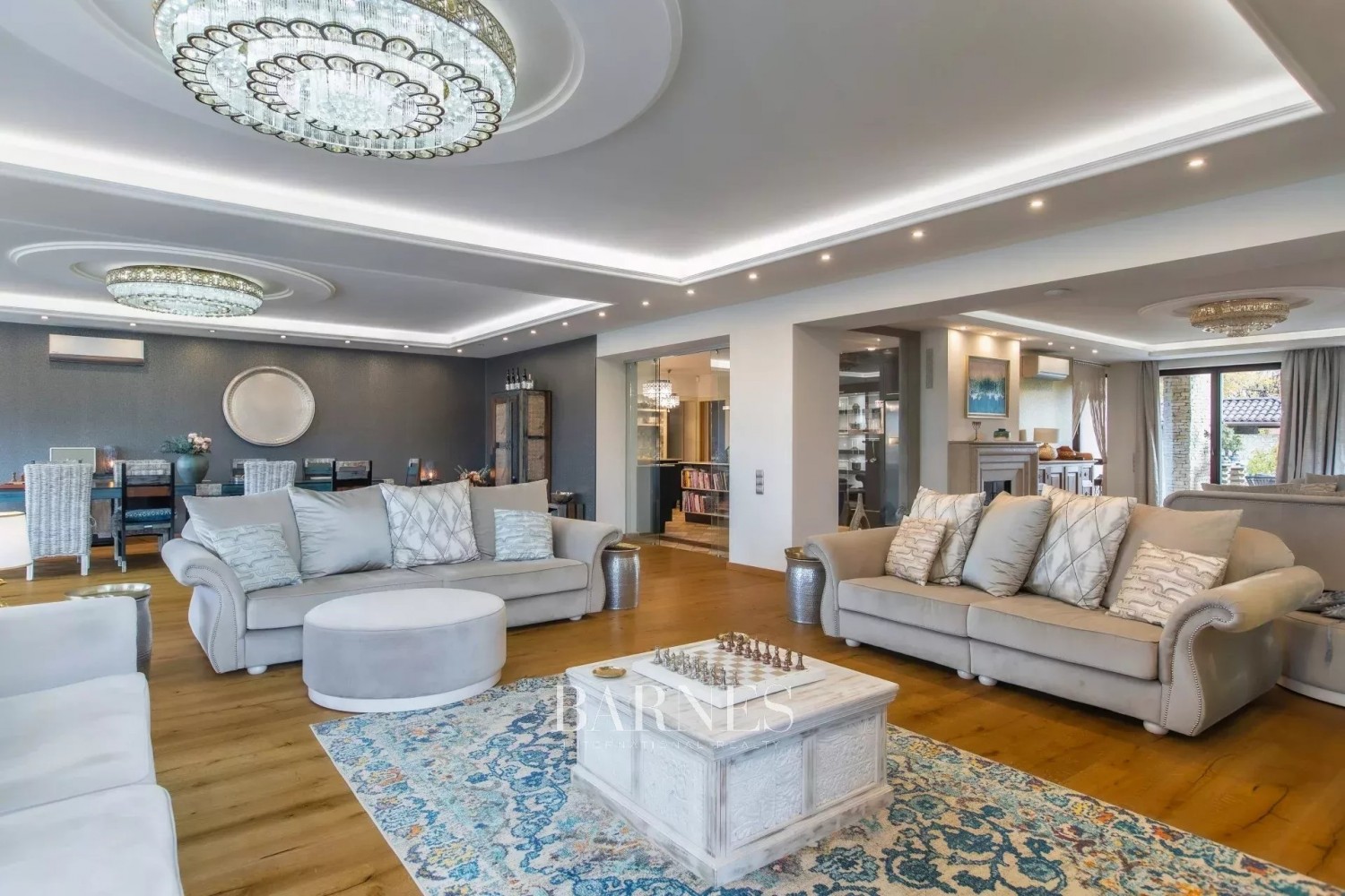 Resort-stílusú családi villa: a kikapcsolódás és a feltöltődés luxusszigete - picture 6