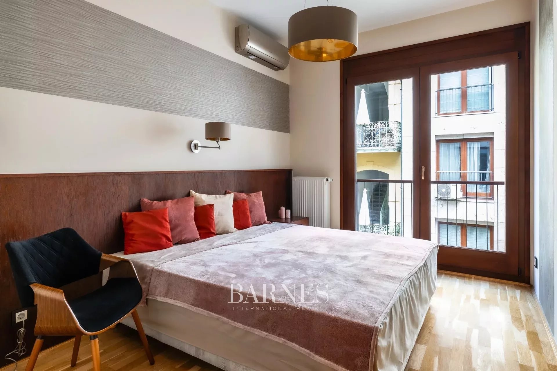 Duplex penthouse with a large terrace for sale on Kazinczy Street - picture 18