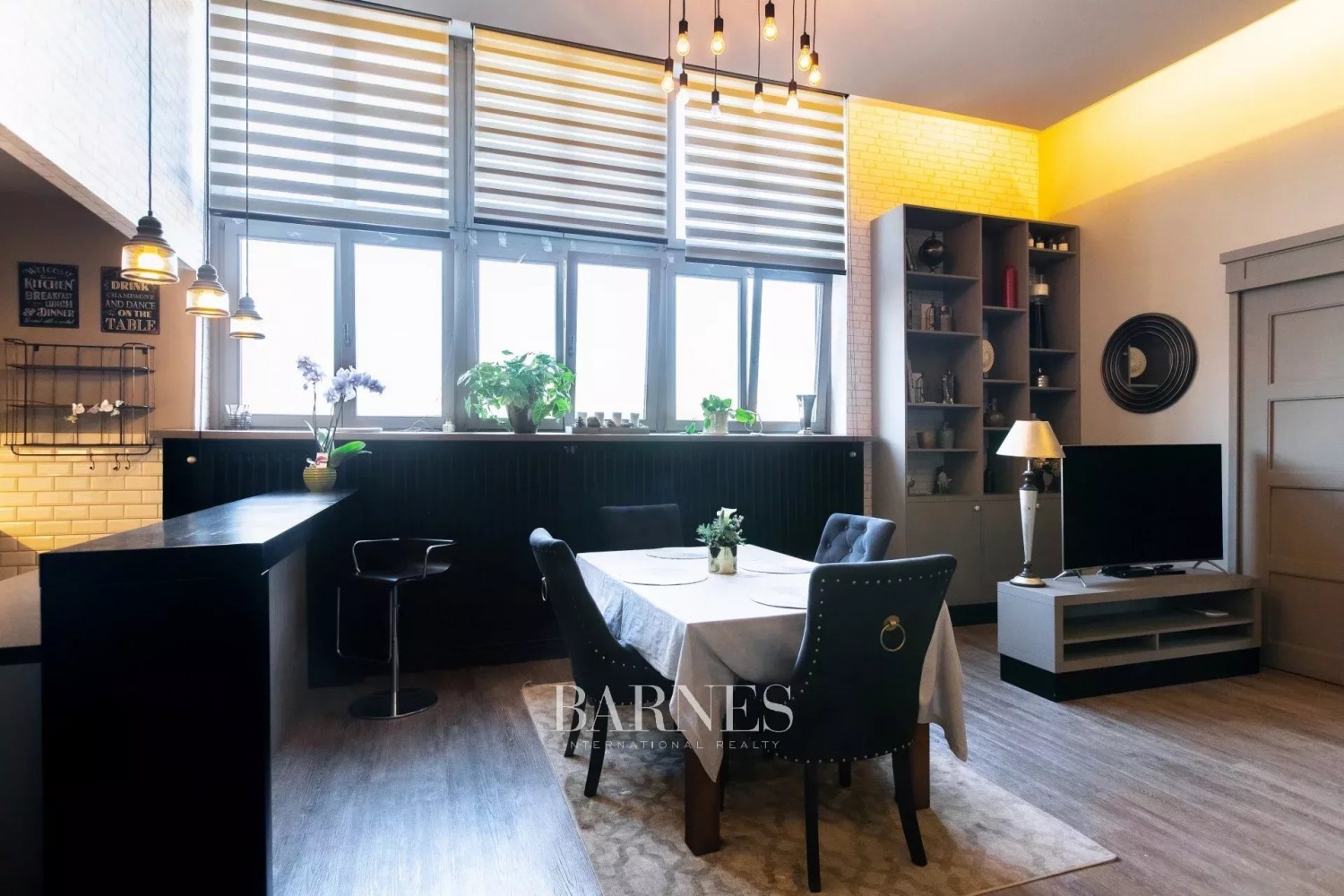 Bútorozott luxuslakás, Bauhaus Villában - picture 5