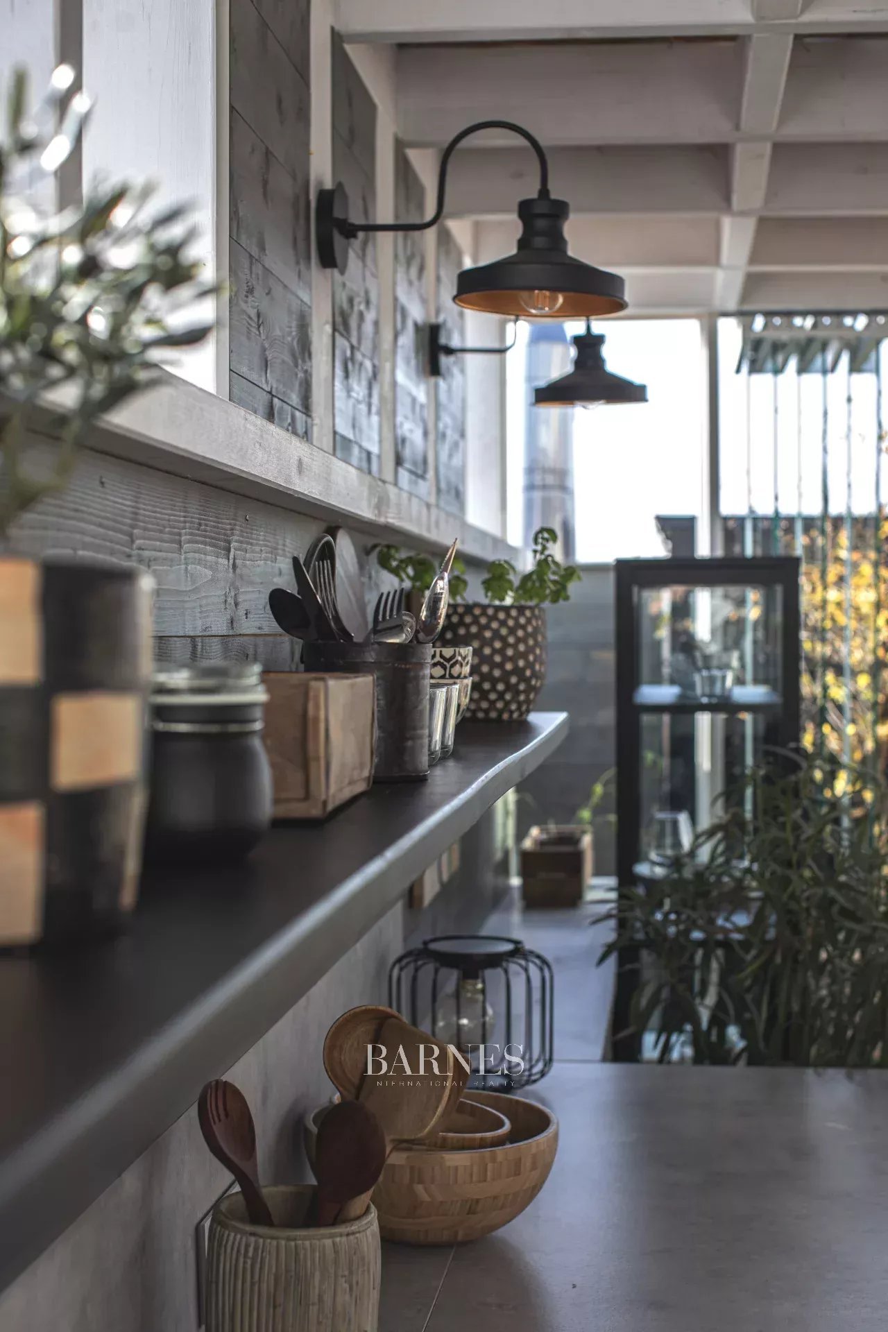 Kiadó három hálós, PANORÁMÁS, dupla teraszos lakás, heti takarítással a belvárosban! - picture 15