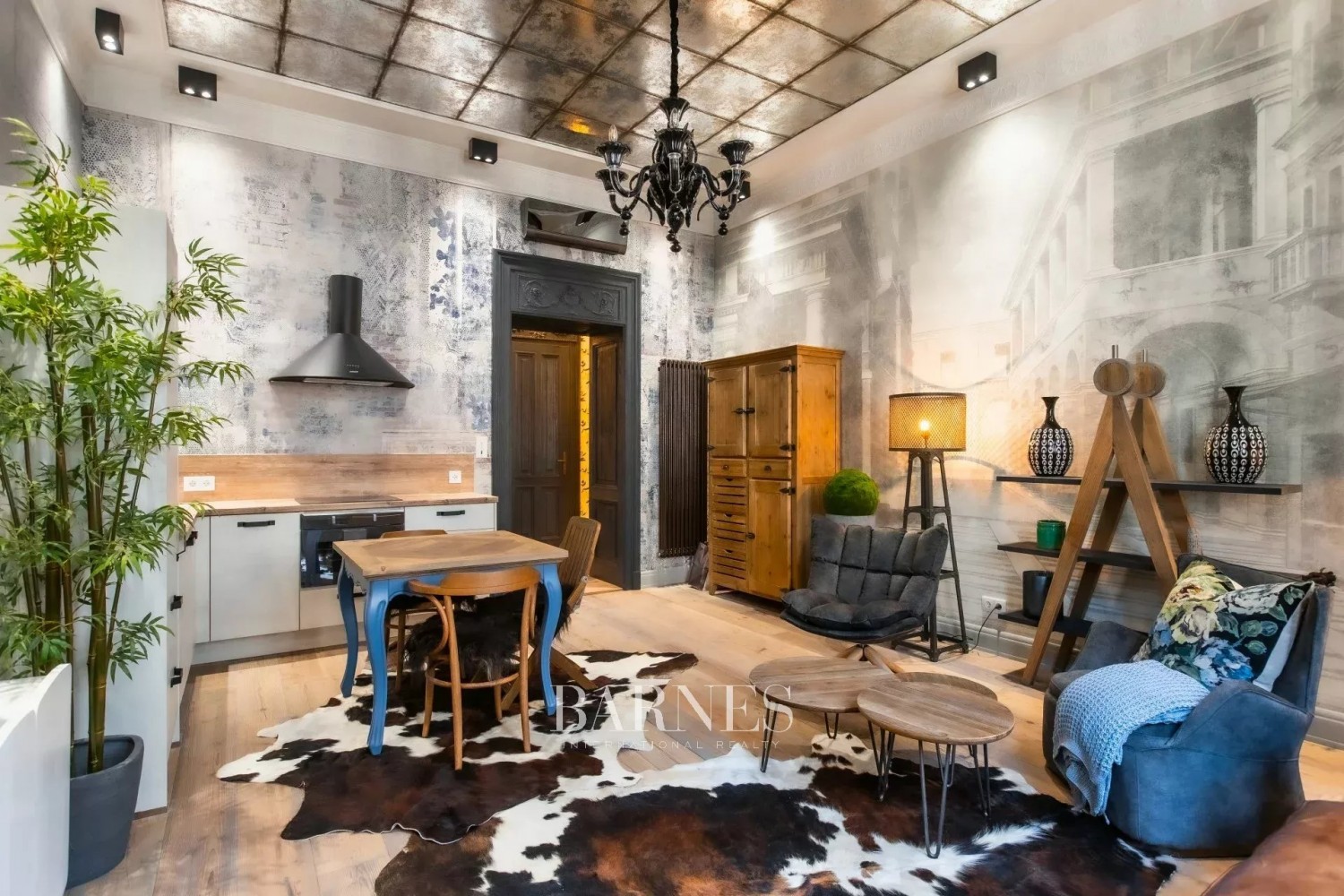 Extravagant one-bedroom apartment near the Ballet Institute - picture 5