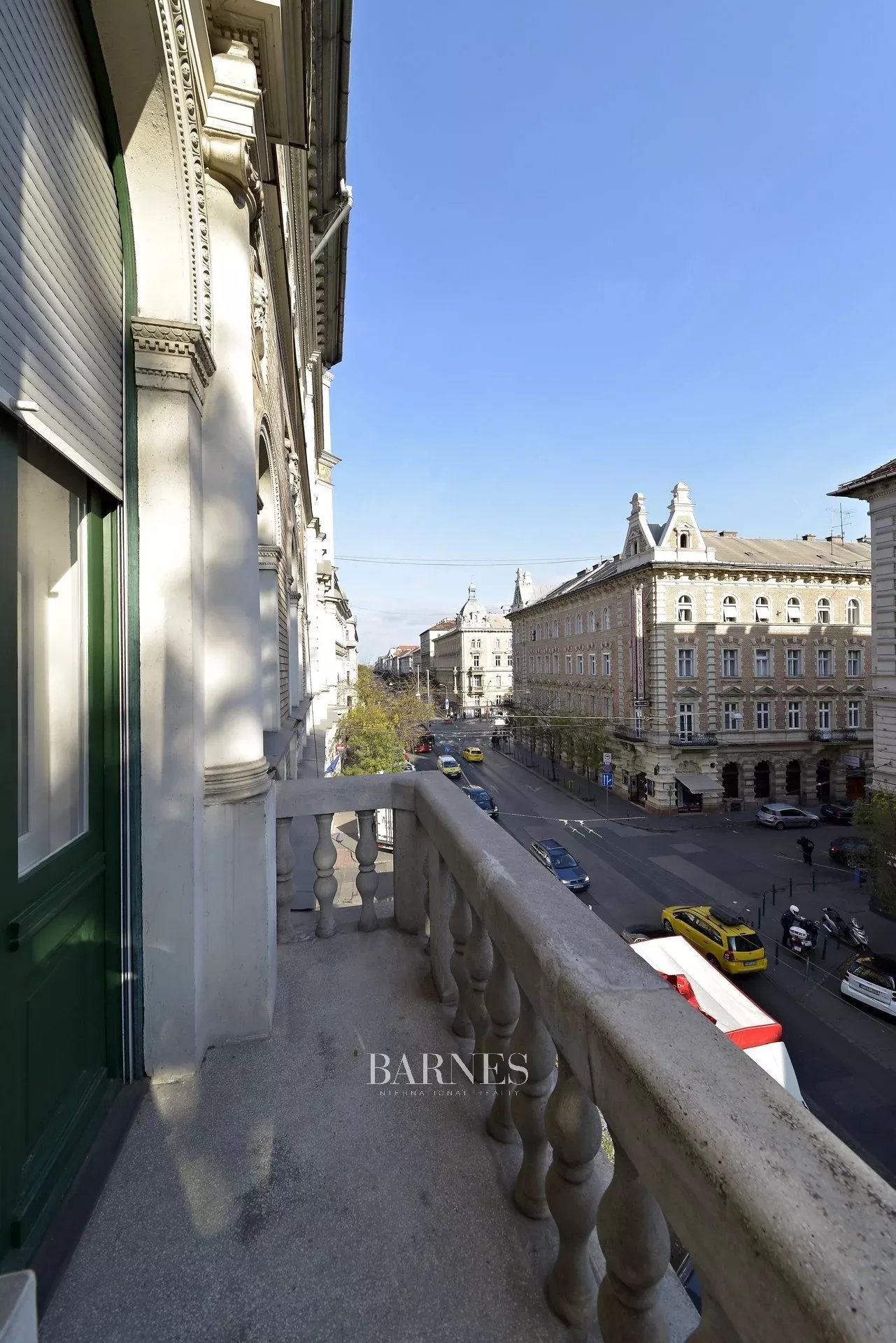 We are offering for sale the apartment of the famous Podmaniczky Frigyes in the Podmaniczky street! - picture 18