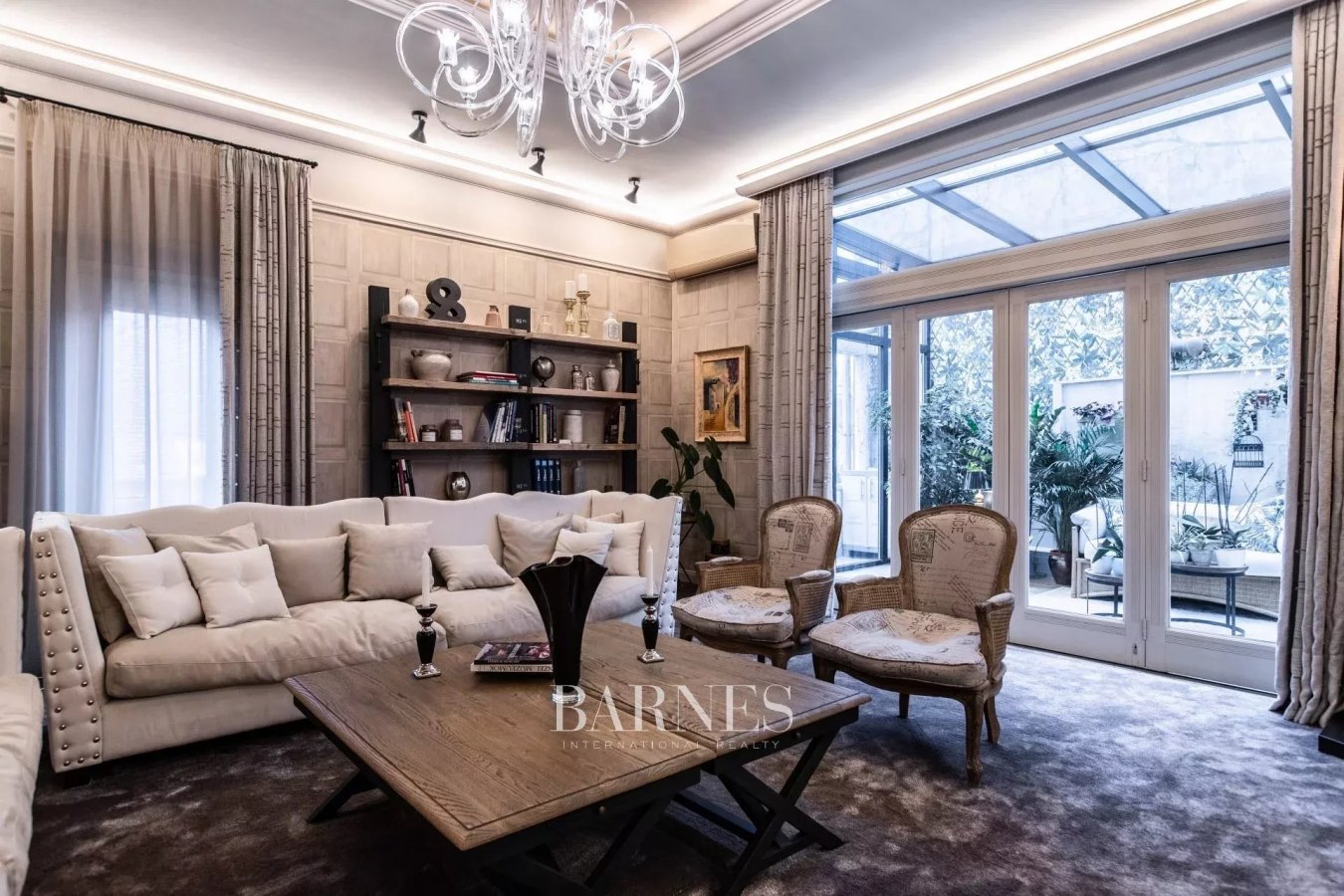 Exkluzív bérbeadó rezidencia, Bauhaus Villában - picture 1