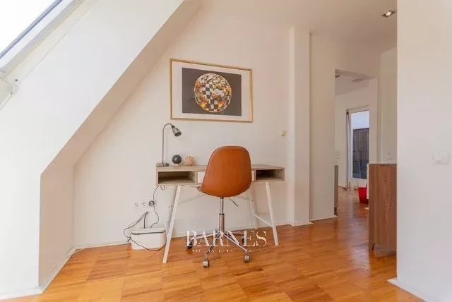 Kiadó 2 hálószobás, belső kétszintes penthouse apartman városi panorámával - picture 17