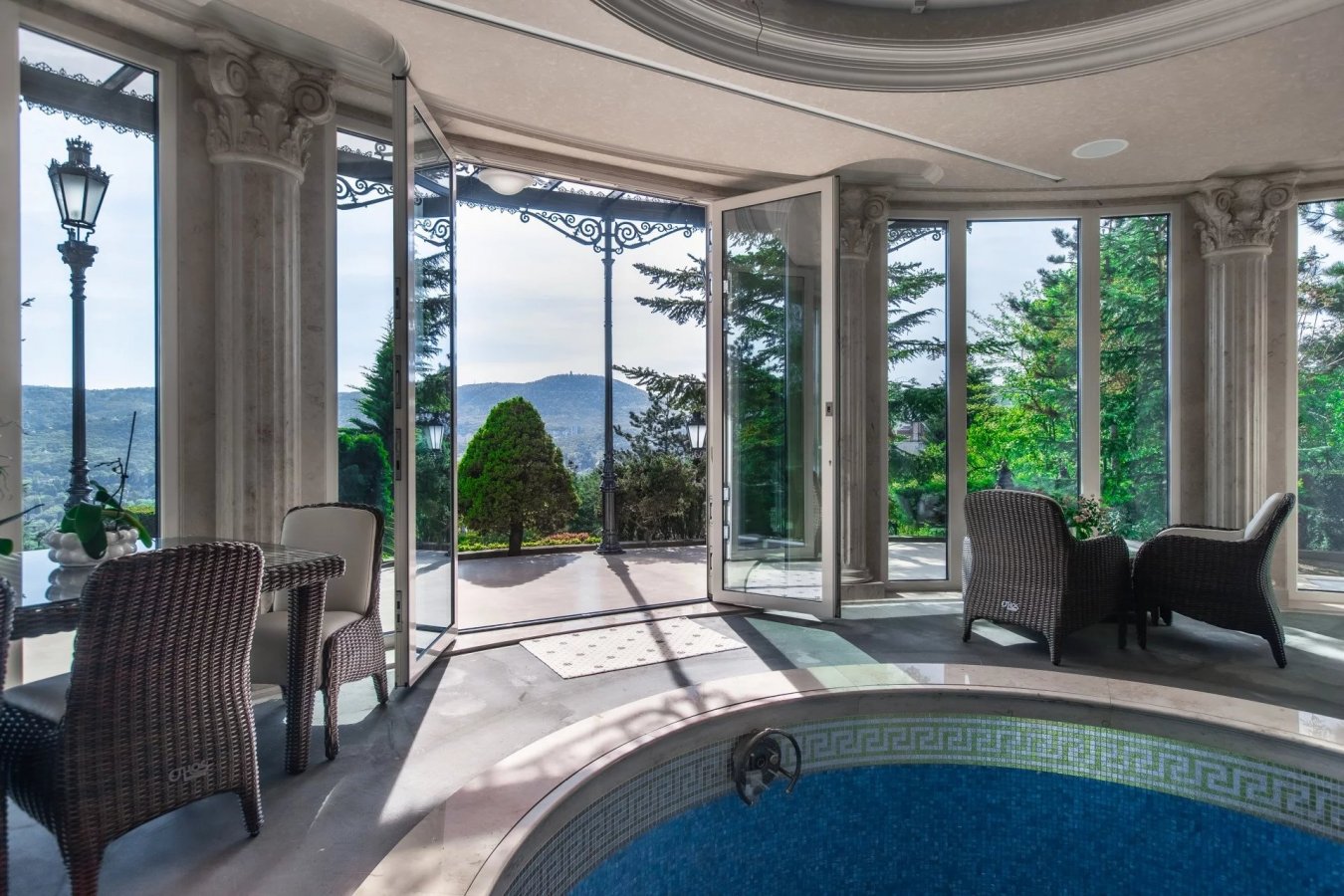 Curiosity in Buda, designed by Ybl and Széchenyi award-winning architect - picture 3