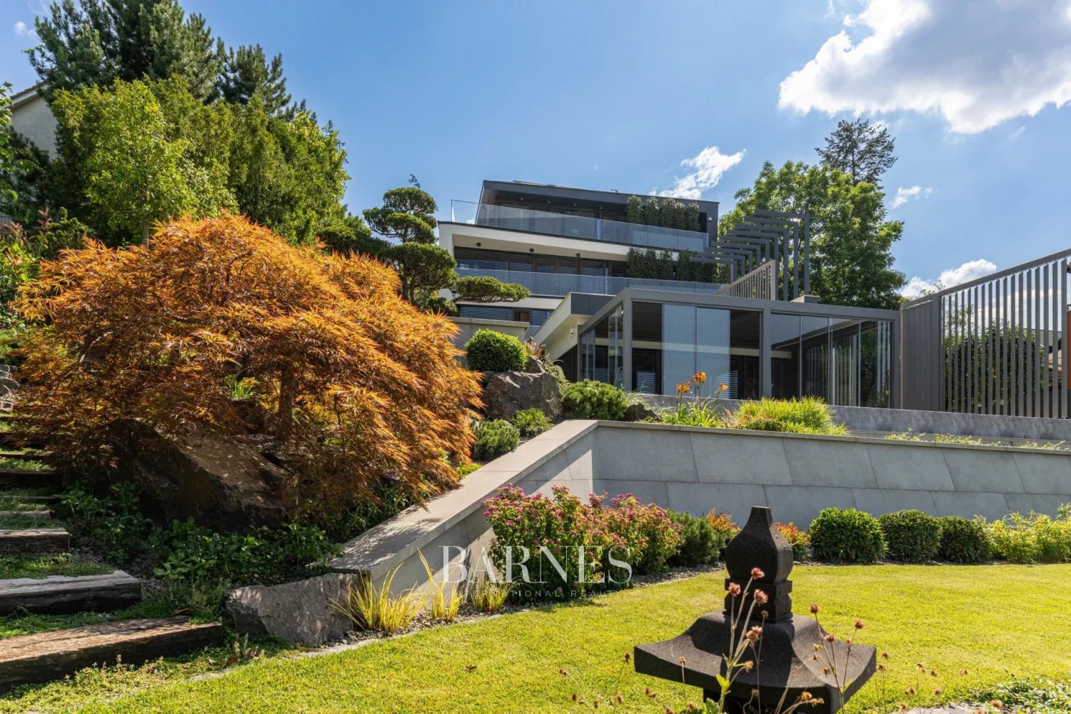 Kulcsrakész, luxus panorámás családi villa a XII. kerületben - picture 15