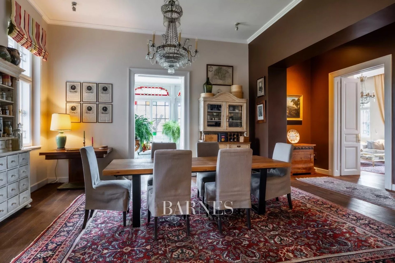 Swiss-Style Villa with Art Nouveau Motifs on Sváb hill - picture 8