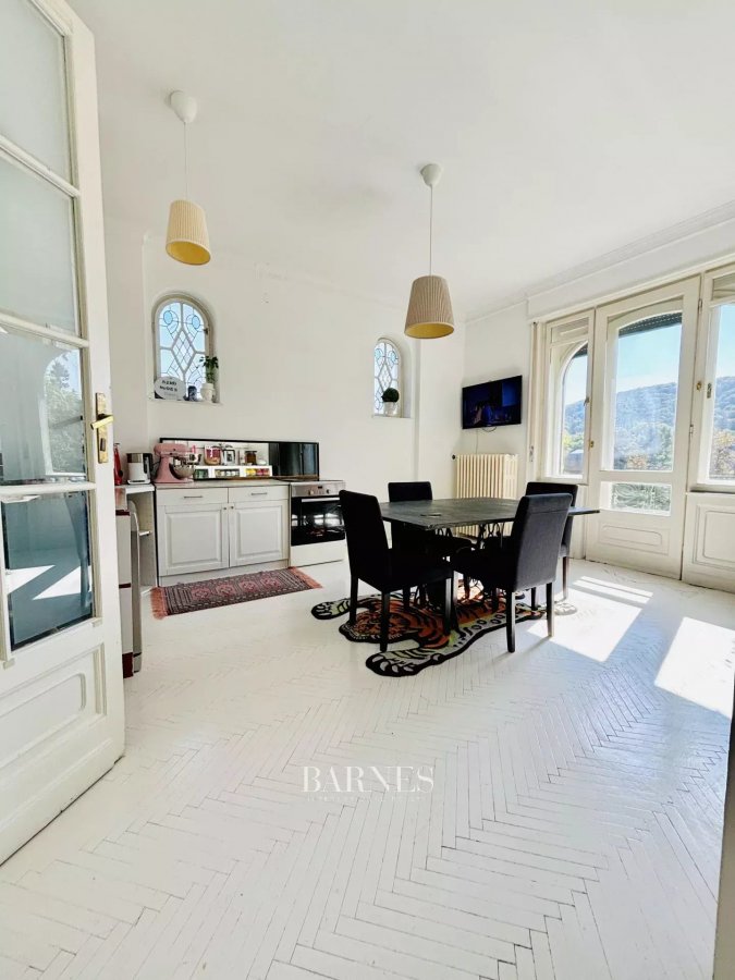 Apartment for sale with a terrace in a villa building next to the Körszálló - picture 10