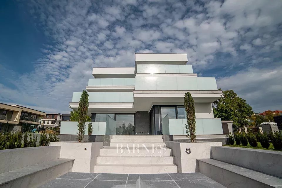 Eladó újépítésű lakások Budán, medencével, szaunával - picture 2