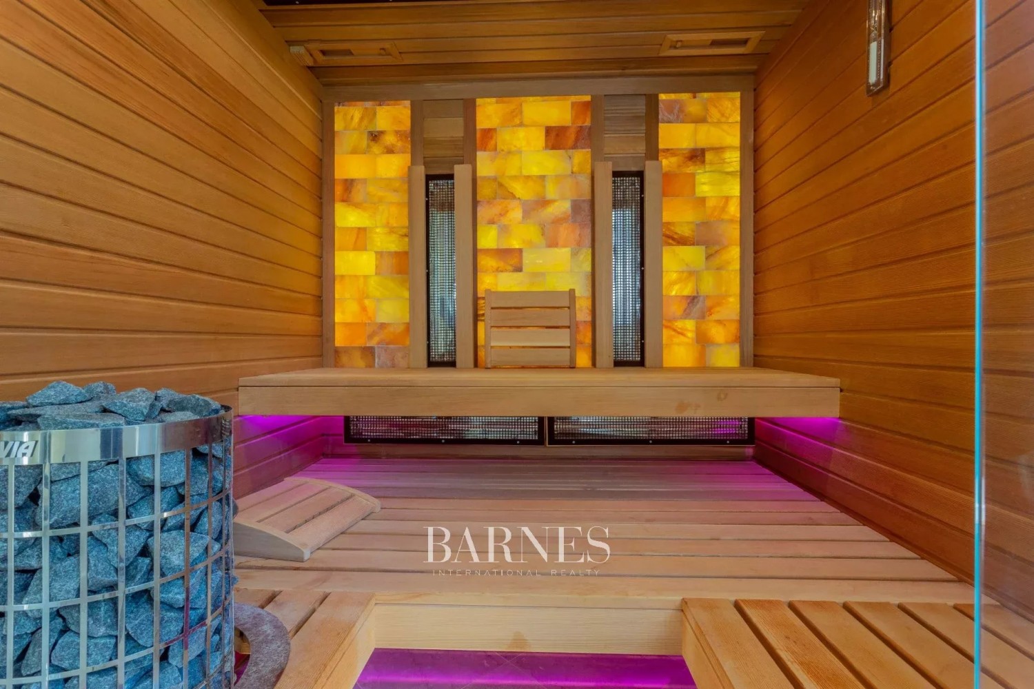 American Style Family Villa - picture 24