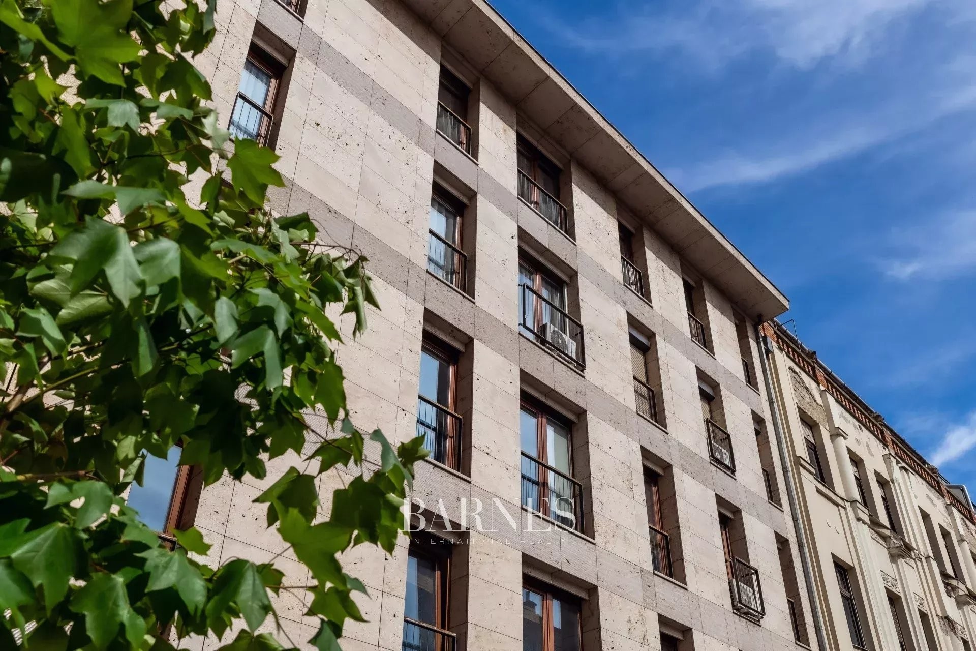 Duplex penthouse with a large terrace for sale on Kazinczy Street - picture 27