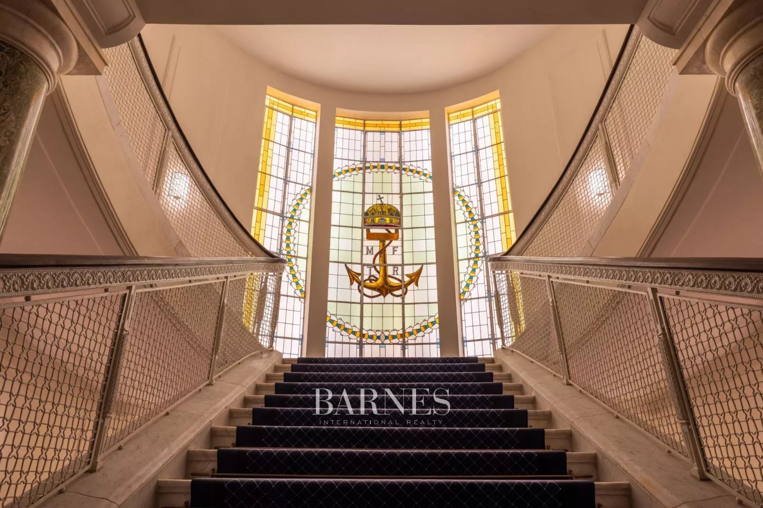 Dorottya Residences – where historic elegance meets modern luxury - picture 2