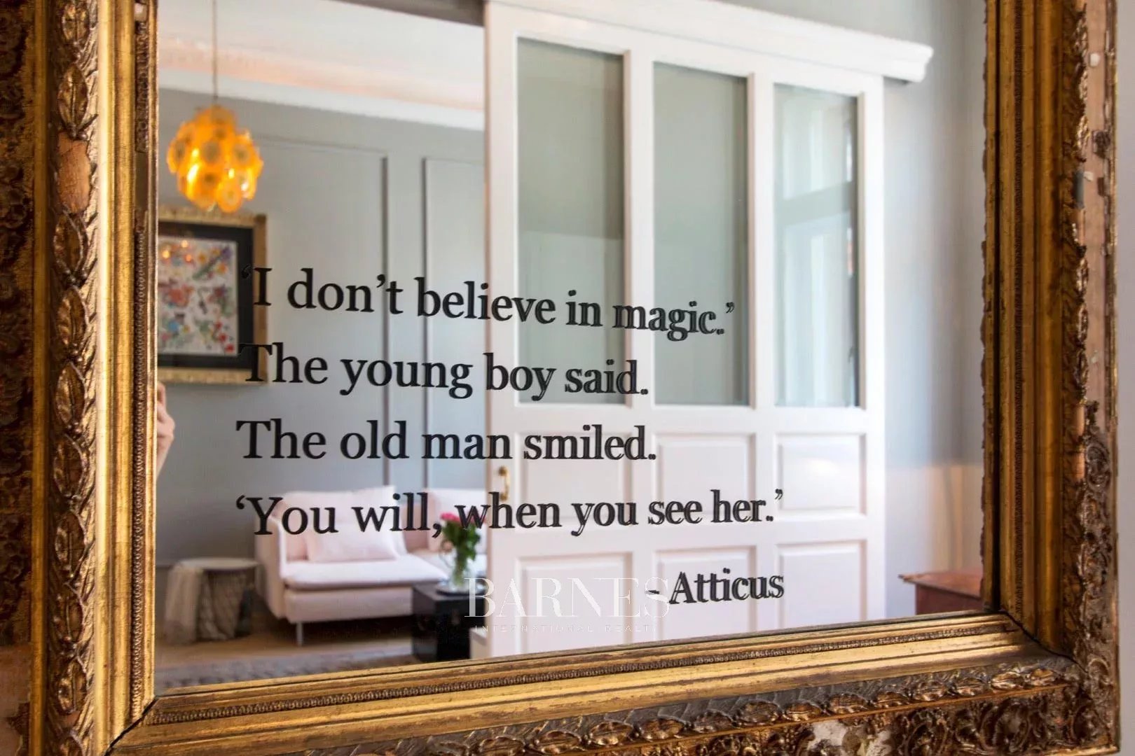 Two Bedroomed, Furnished Apartment in the 'Classical Downtown' - picture 1