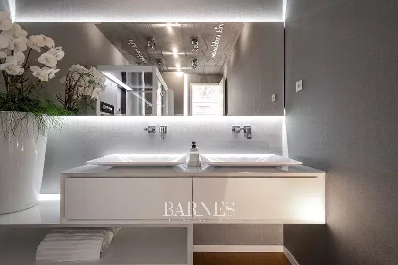 Exclusive Panoramic Luxury Villa in II. district - picture 6