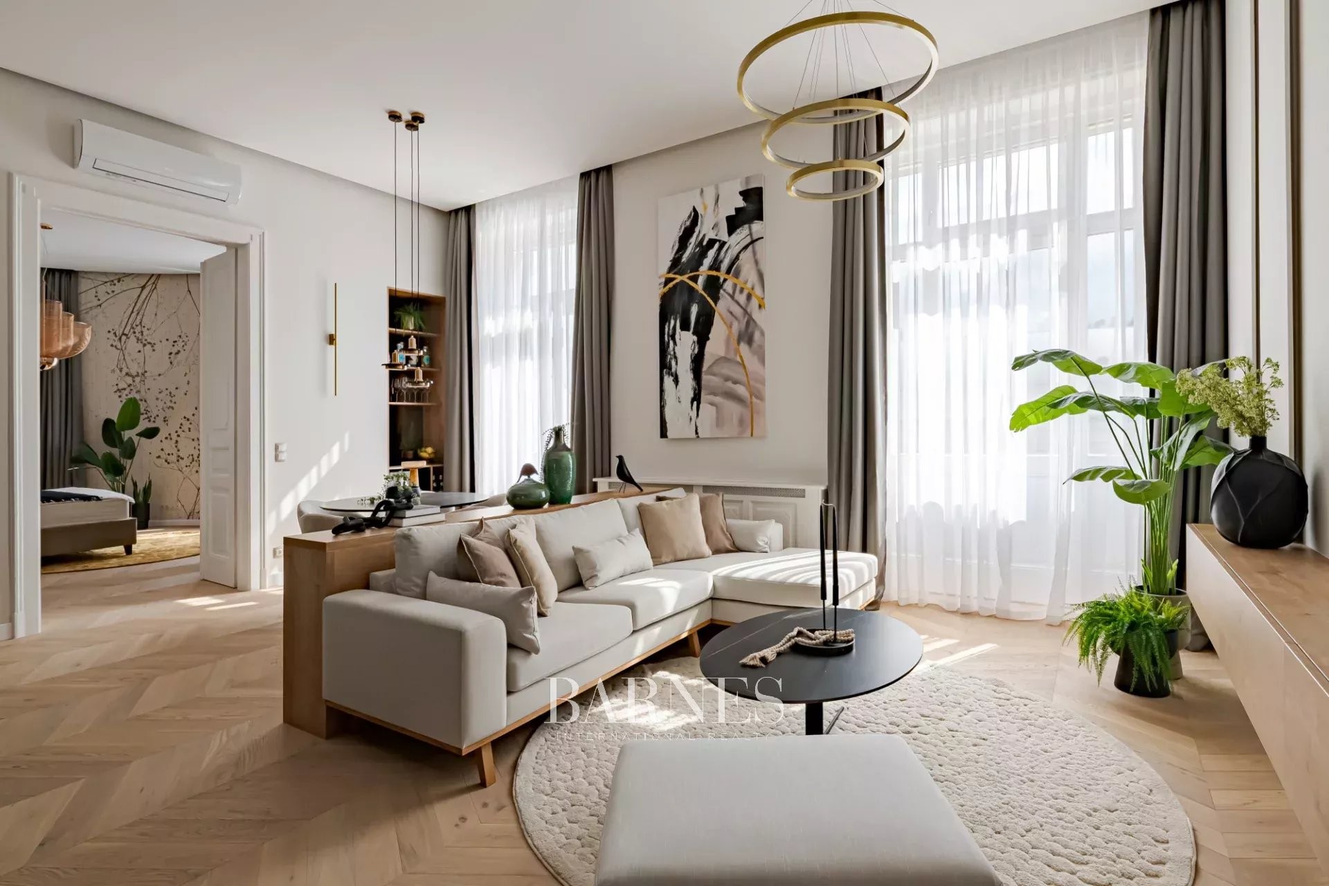 Kiadó egy panorámás, 2 hálószobás lakás - Városi életstílus felsőfokon - picture 1