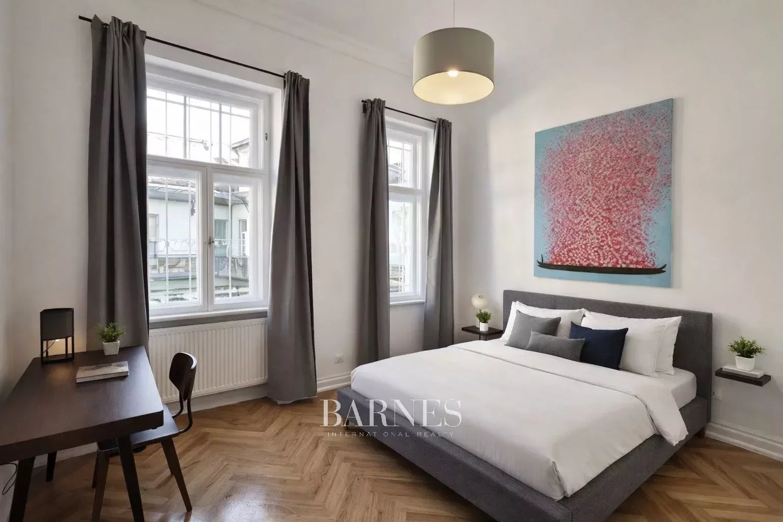 Art Nouveau gem for those who seek a residence in history - picture 7