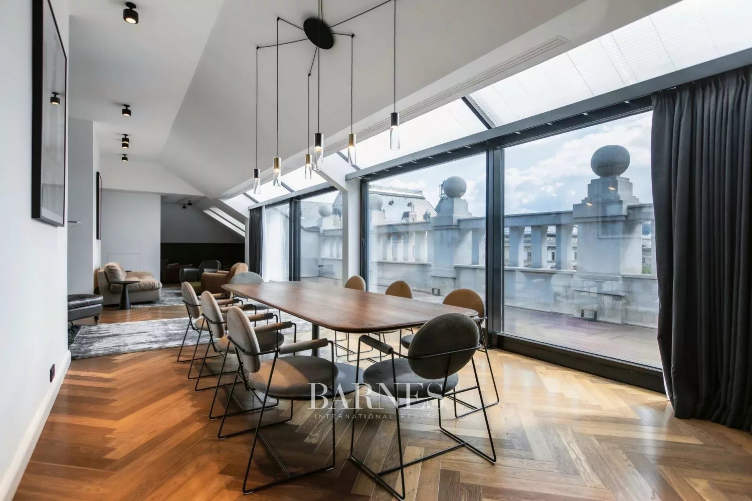 Panorámás luxus penthouse az Operaház és a Balettintézet szomszédságában - picture 4