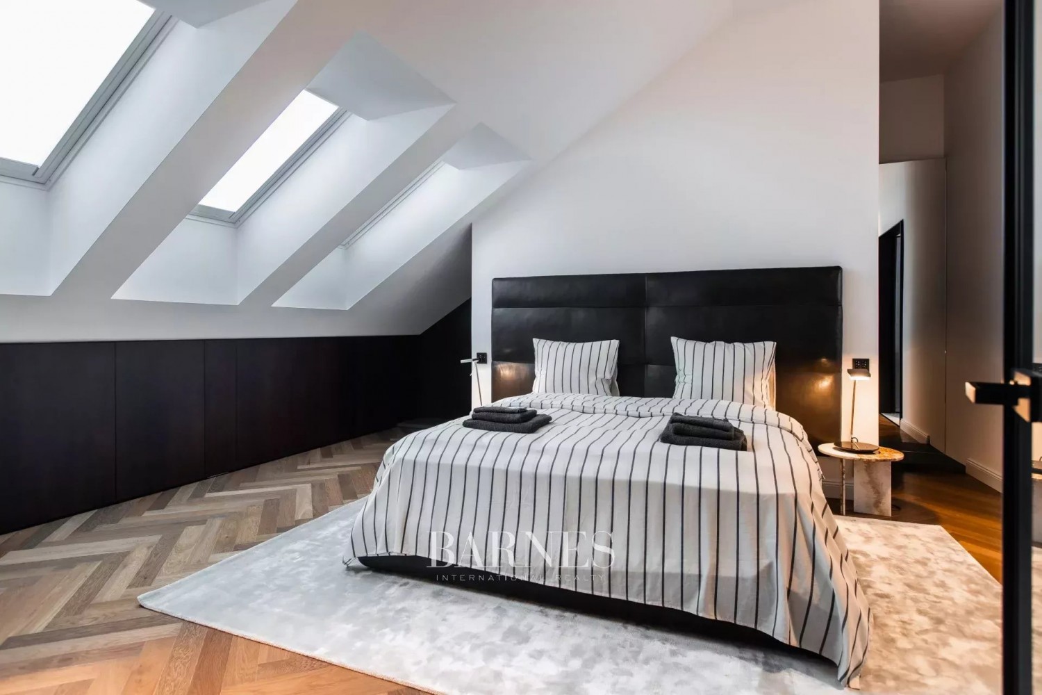 Panorámás luxus penthouse az Operaház és a Balettintézet szomszédságában - picture 20