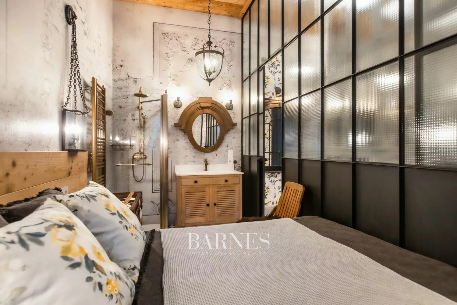 Extravagant one-bedroom apartment near the Ballet Institute - picture 7