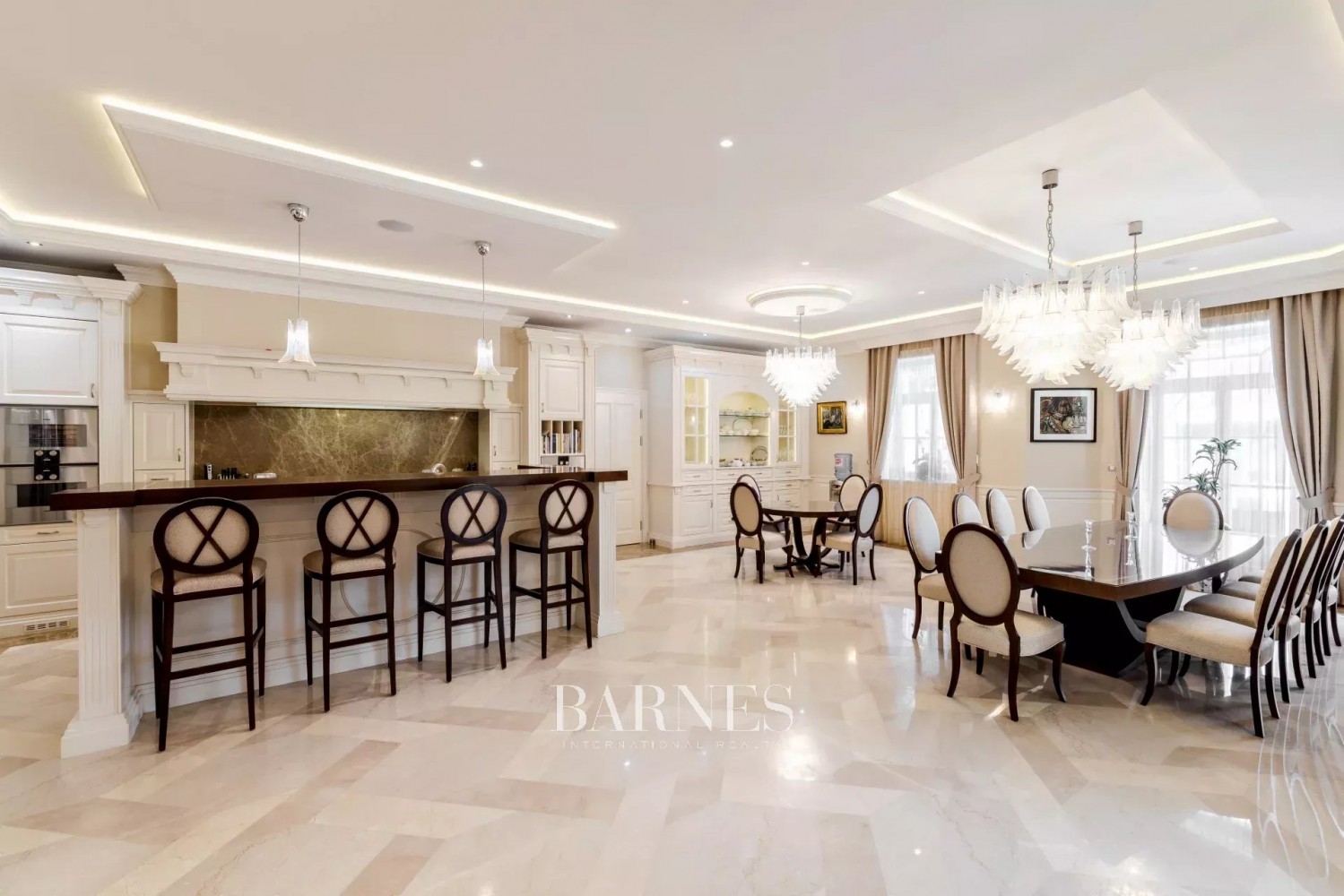 American Style Family Villa - picture 11