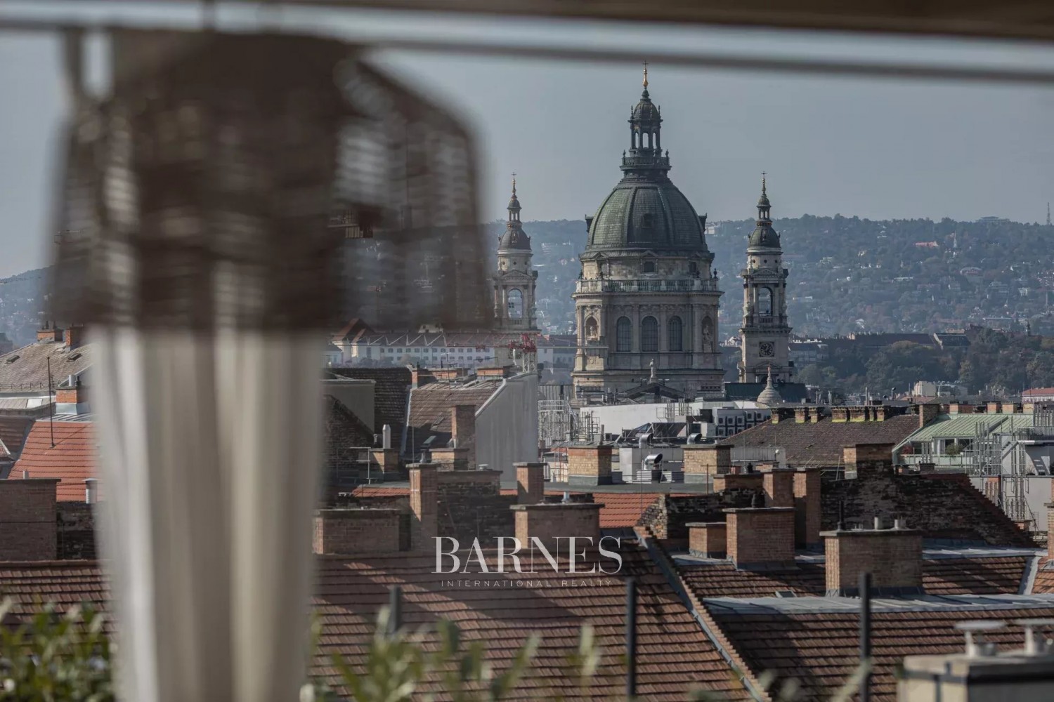 Kiadó három hálós, PANORÁMÁS, dupla teraszos lakás, heti takarítással a belvárosban! - picture 16