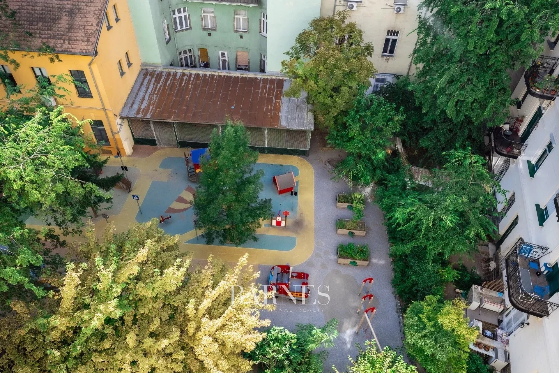 Kivételes befektetési lehetőség Budapest V. kerületének szívében - picture 15