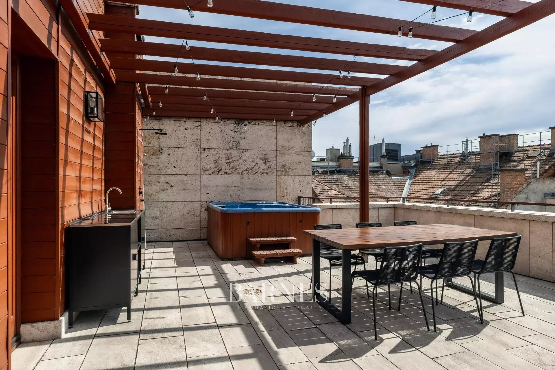 Duplex penthouse with a large terrace for sale on Kazinczy Street - picture 7