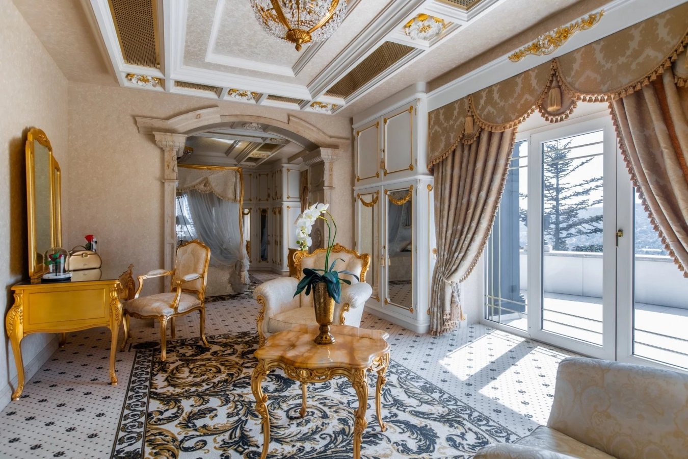 Curiosity in Buda, designed by Ybl and Széchenyi award-winning architect - picture 8