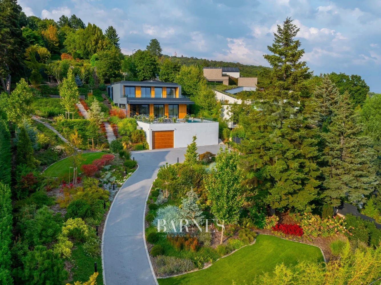 Eladó Luxusvilla Budapest XII. Kerületében - picture 4