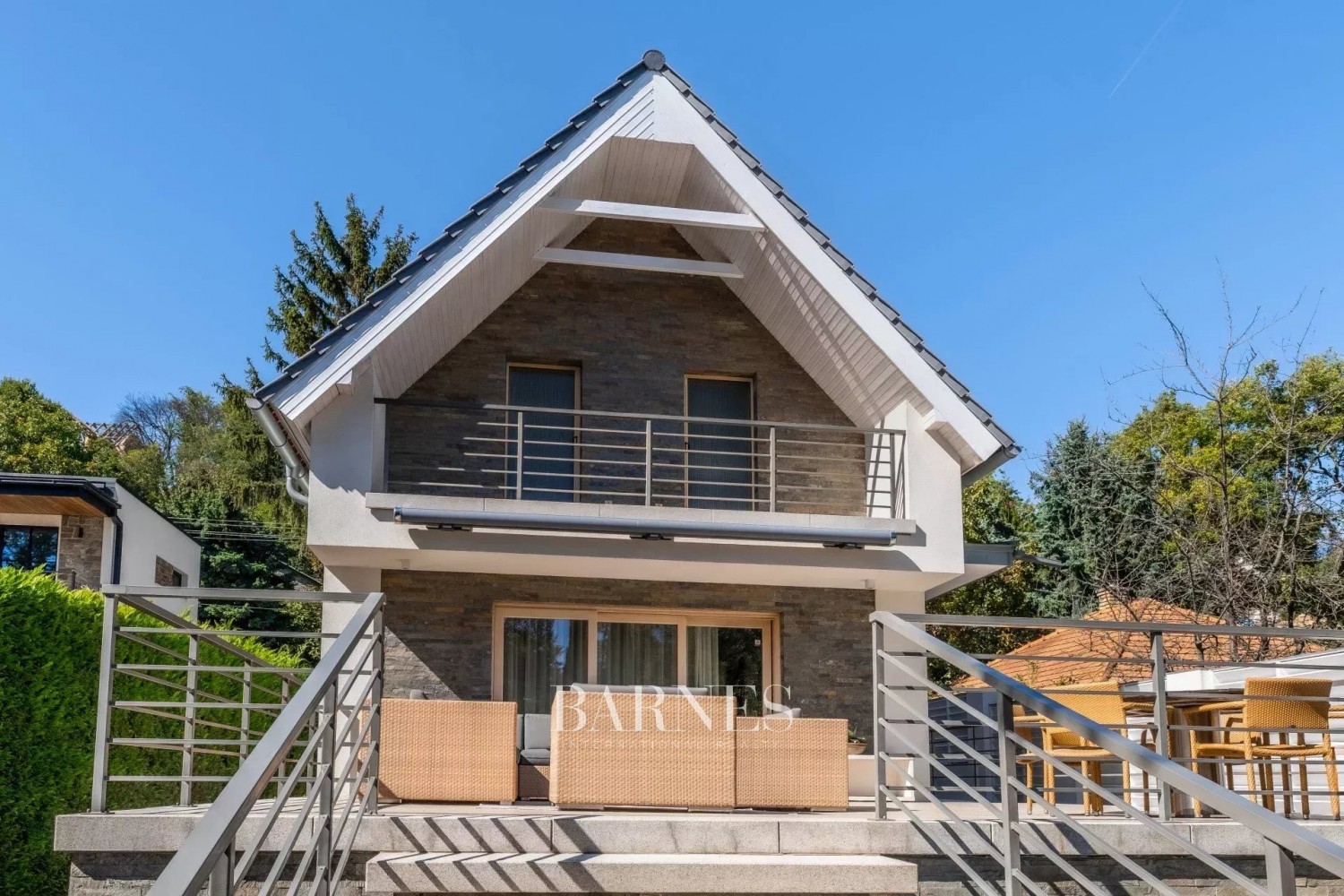 Rare Opportunity in Tihany – Luxury Living a Stone’s Throw from the Water - picture 36