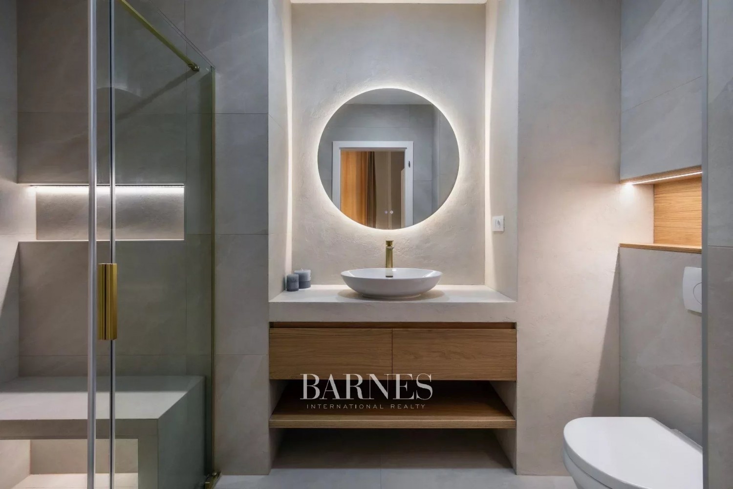 Lenyűgöző, modern lakás kilátással a Szervita térre - picture 15