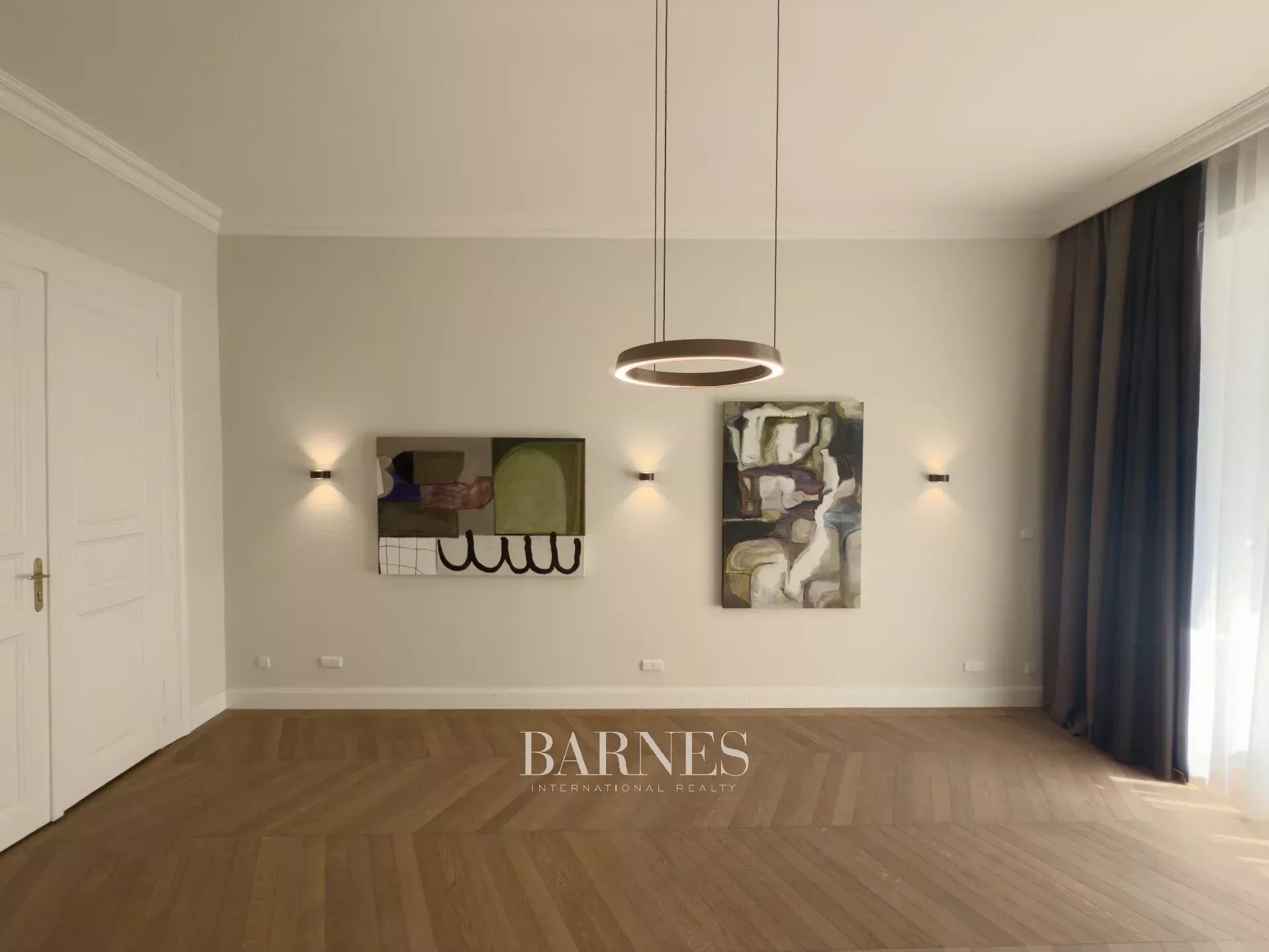 Prestigious apartment for rent near Andrássy Avenue and St. Stephen’s Basilica - picture 1